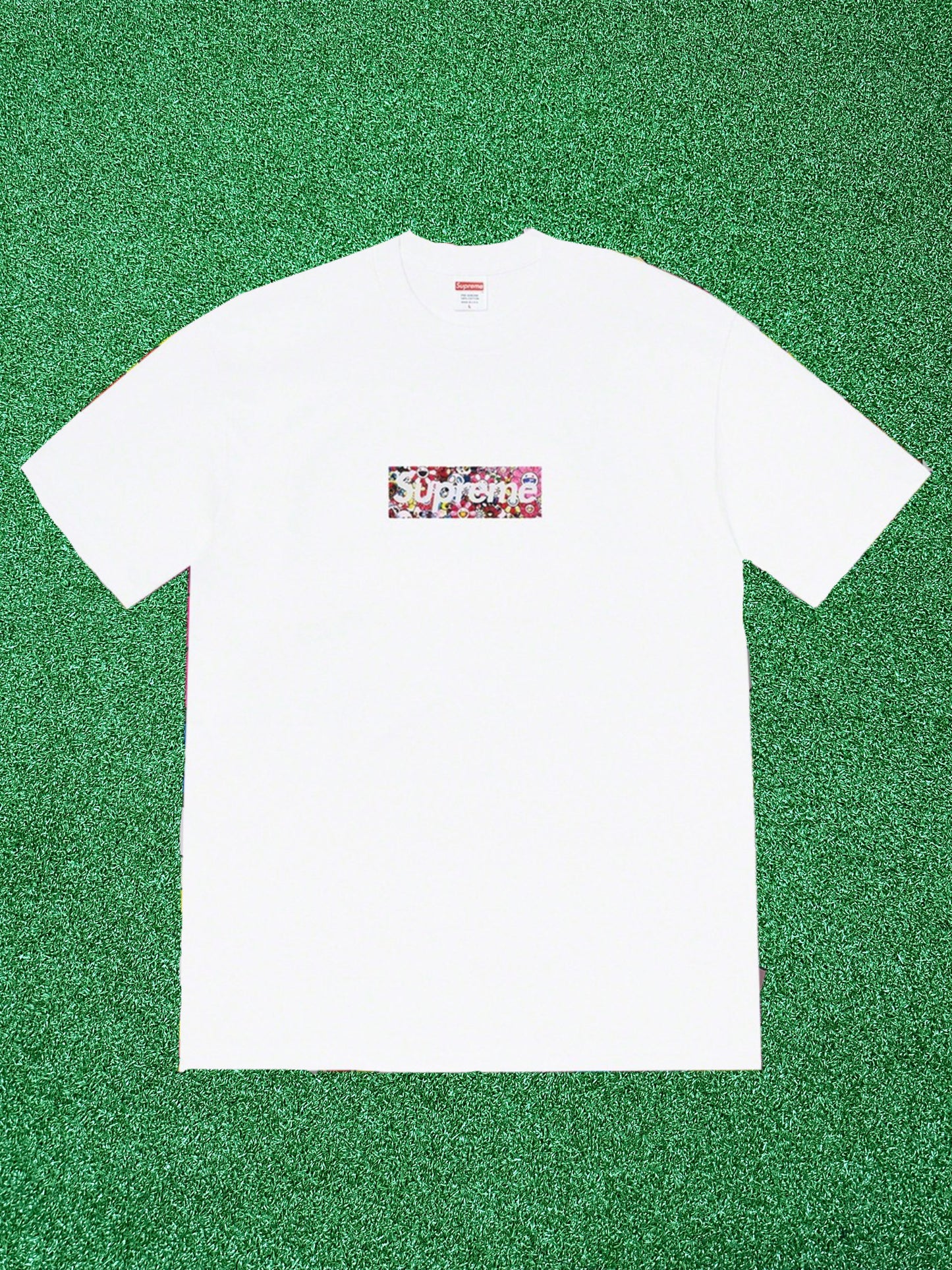 Camiseta blanca con el logotipo de la caja de ayuda contra el COVID-19 de Takashi Murakami Supreme