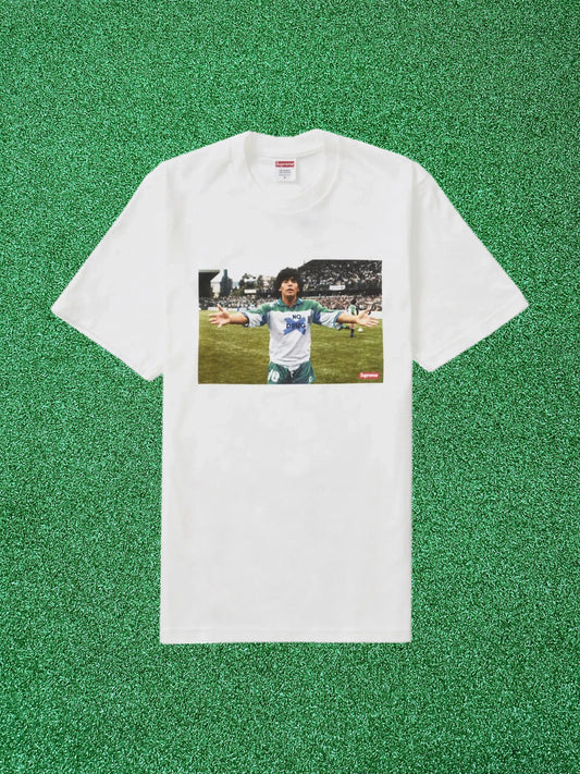 Camiseta blanca de Maradona de Supreme