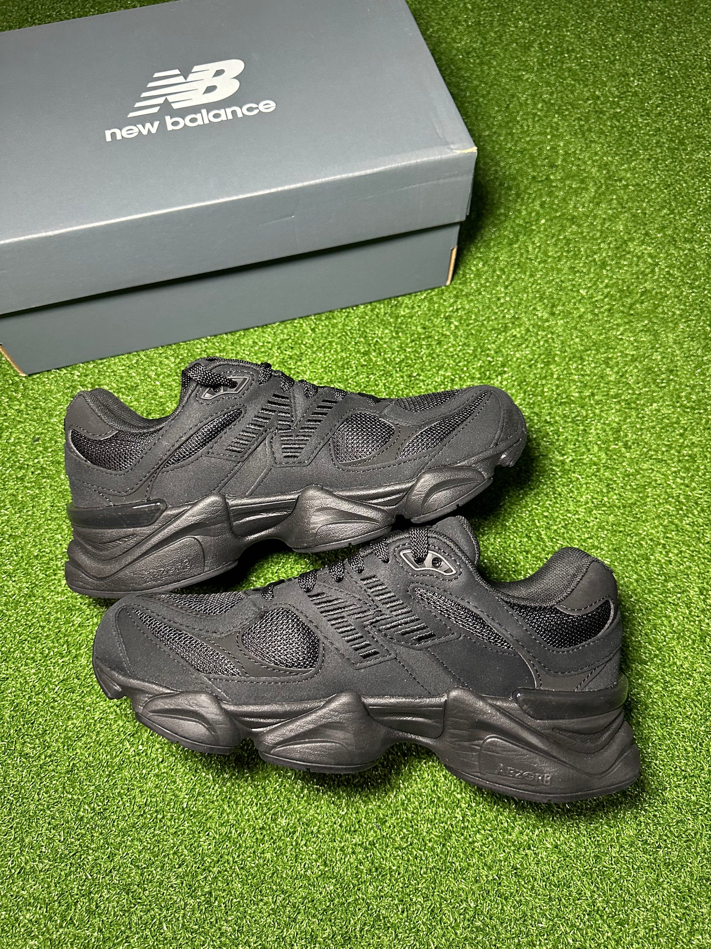 New Balance 9060 ‘Triple Black Suede’