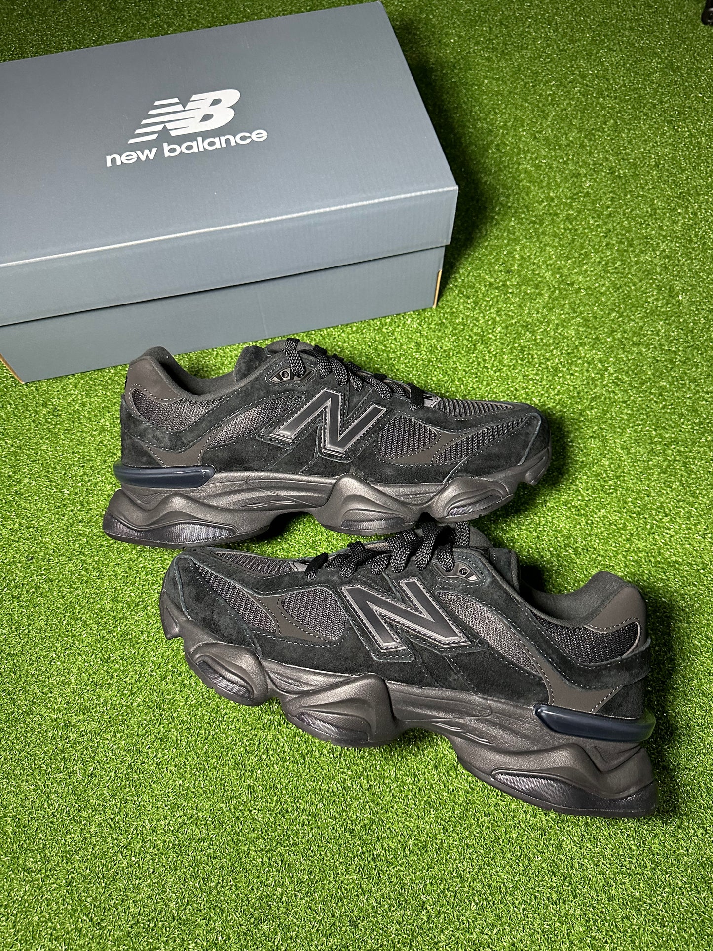 New Balance 9060 ‘Triple Black Suede’