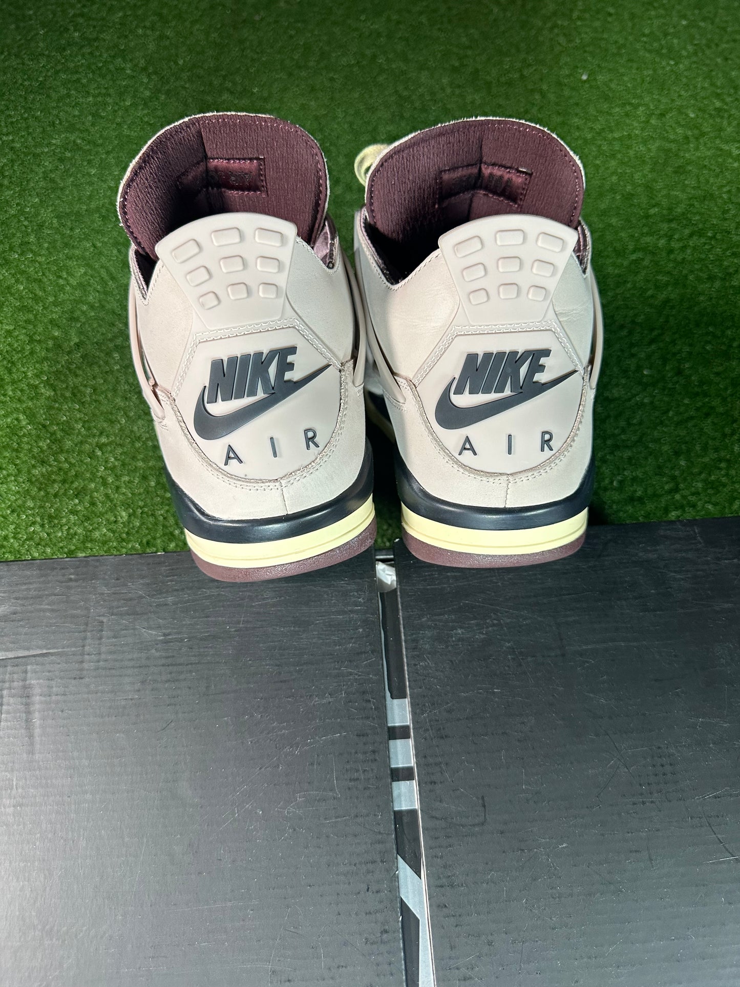 Jordan 4 Retro OG SP A Ma Maniére While You Were Sleeping (Women's) USED