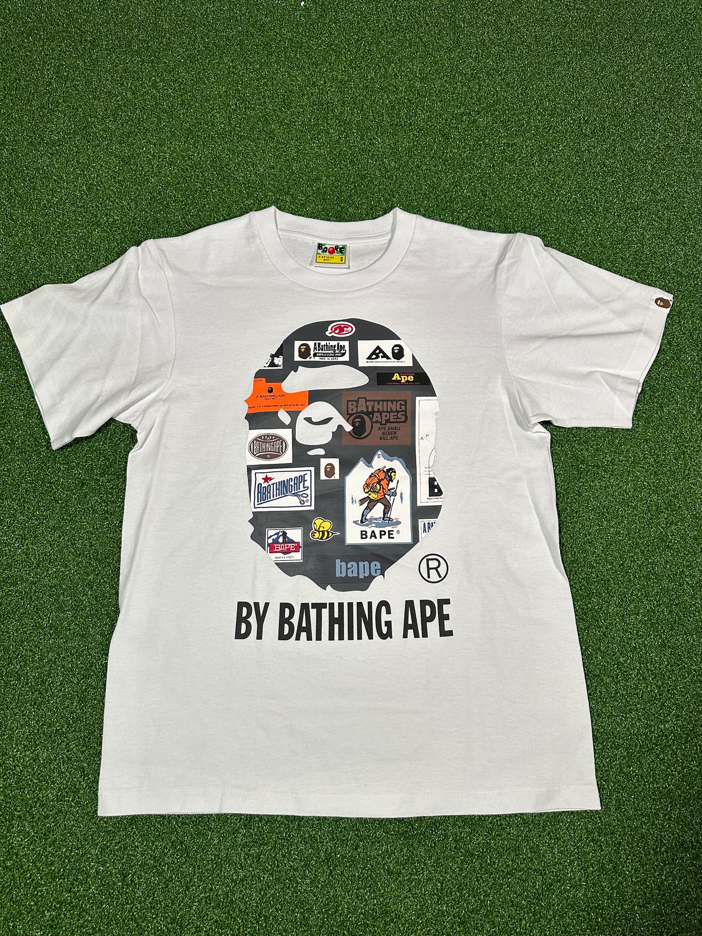 Camiseta con el logotipo de Bape