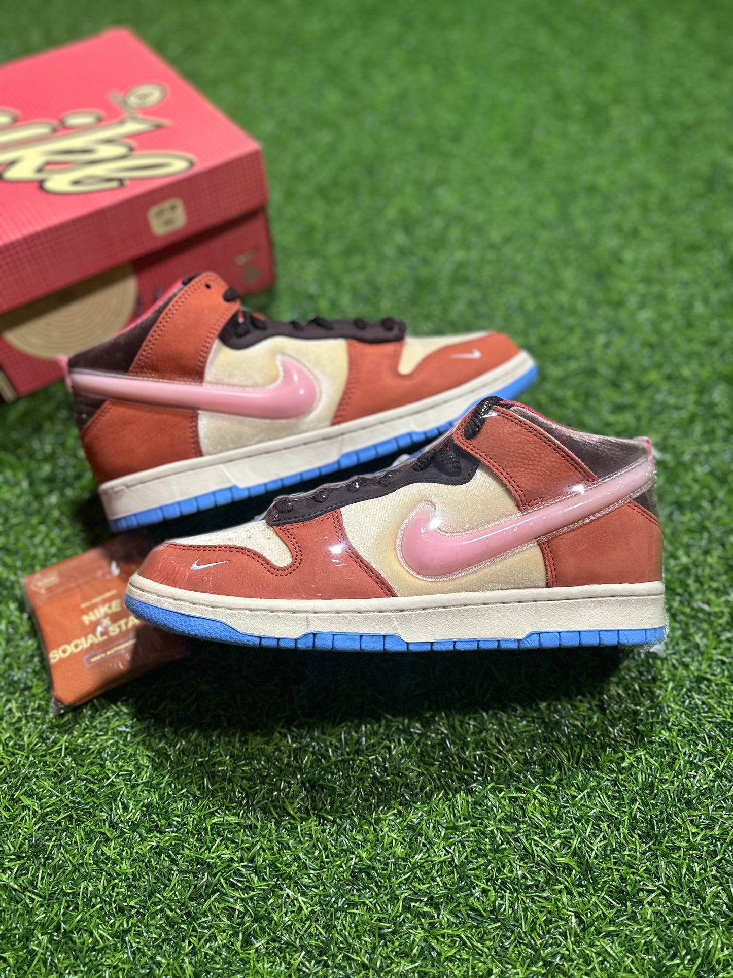 Estado social x Dunk Mid - Leche con chocolate
