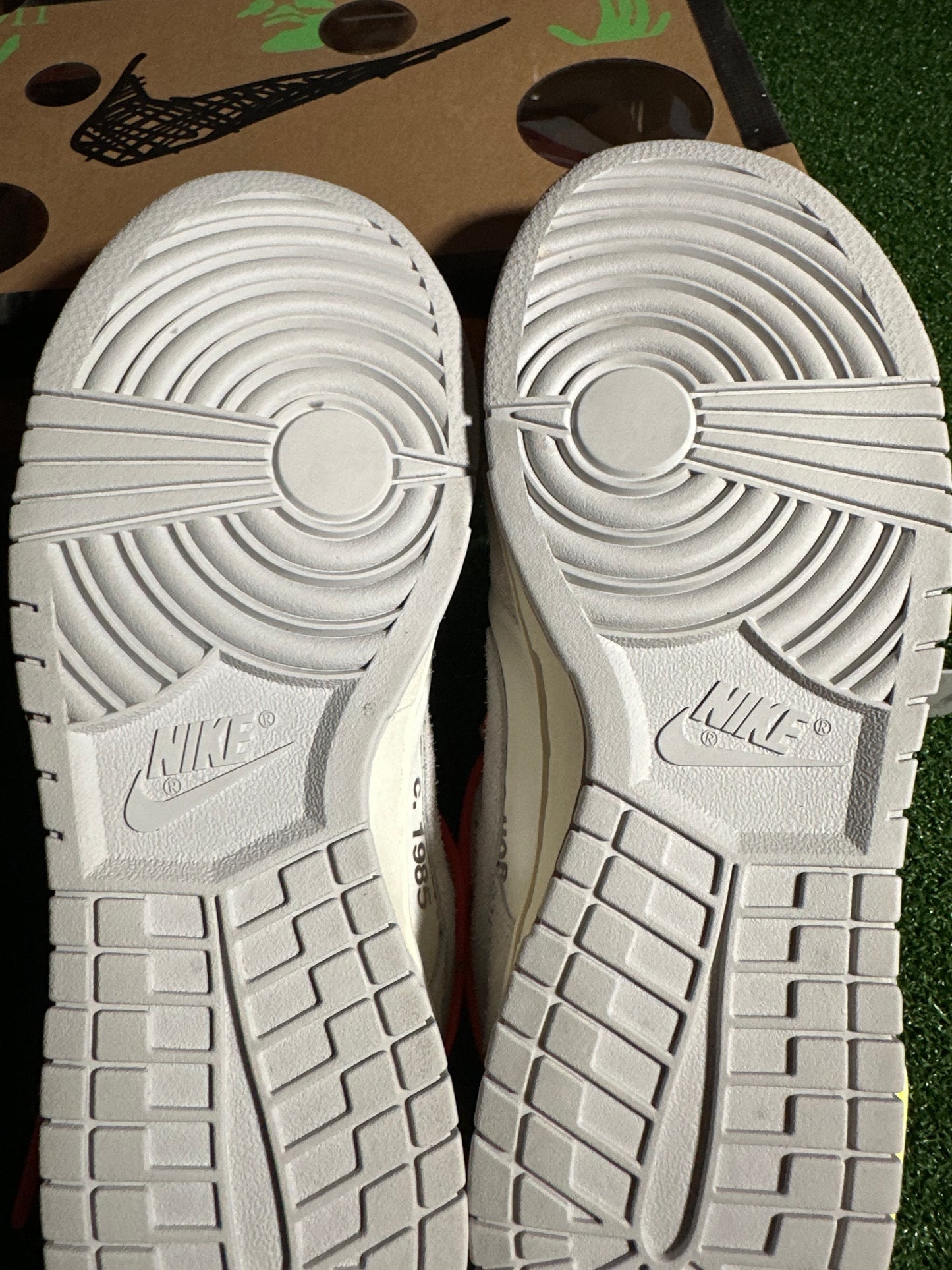 Nike Dunk Low Off-White Lot 11 USED