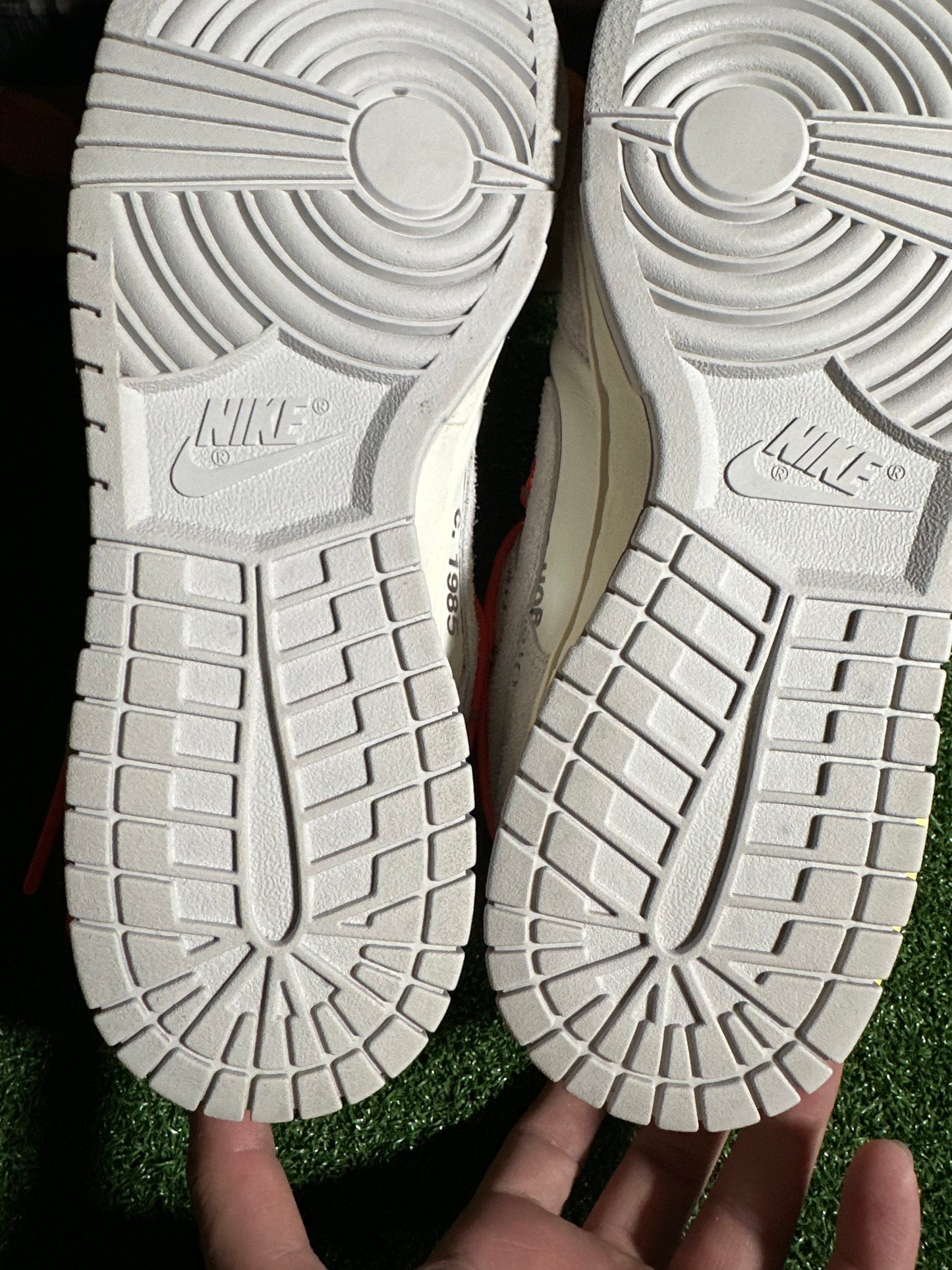 Nike Dunk Low Off-White Lot 11 USED