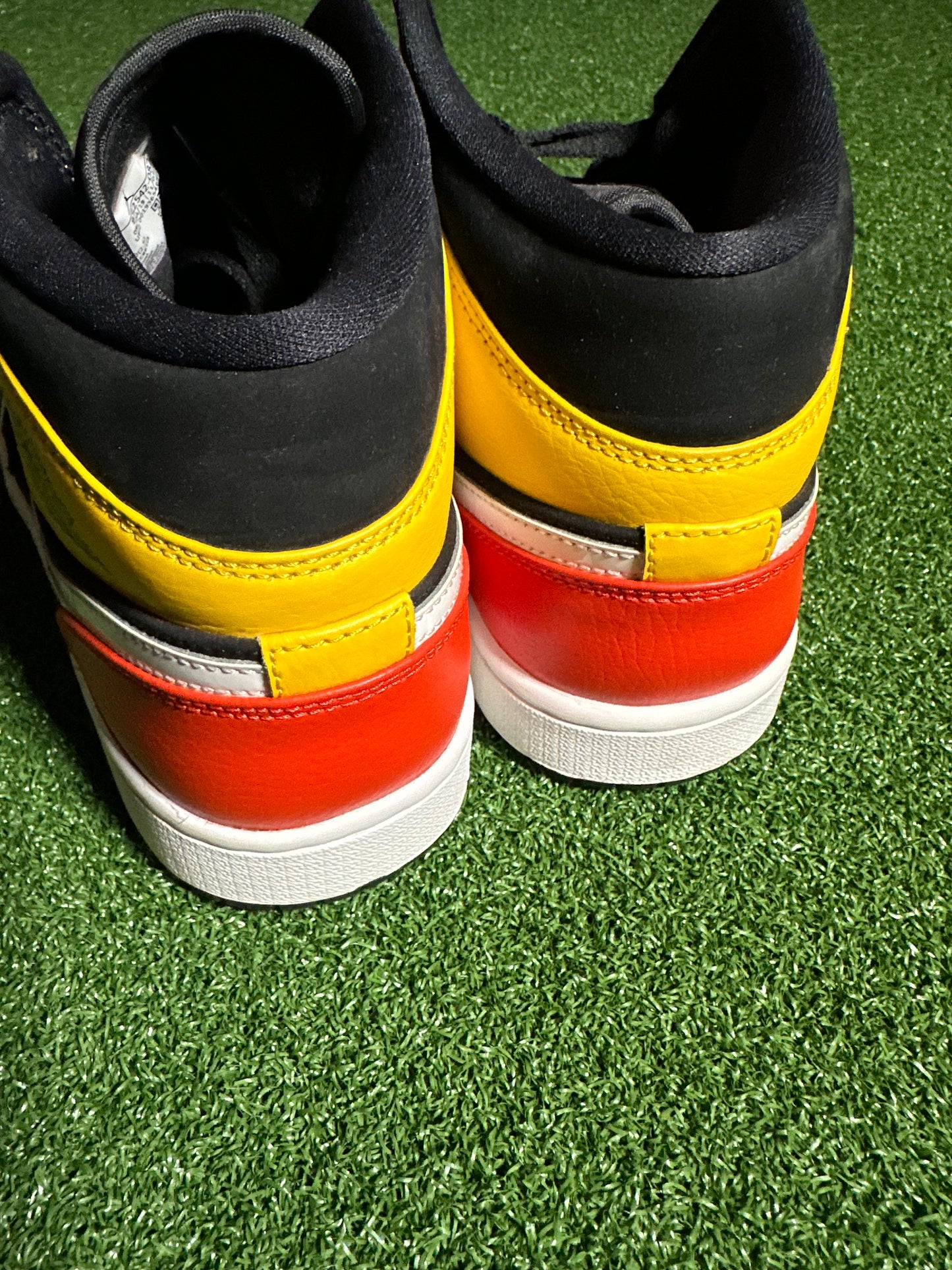 Jordan 1 Mid Black Amarillo Orange USED No Box