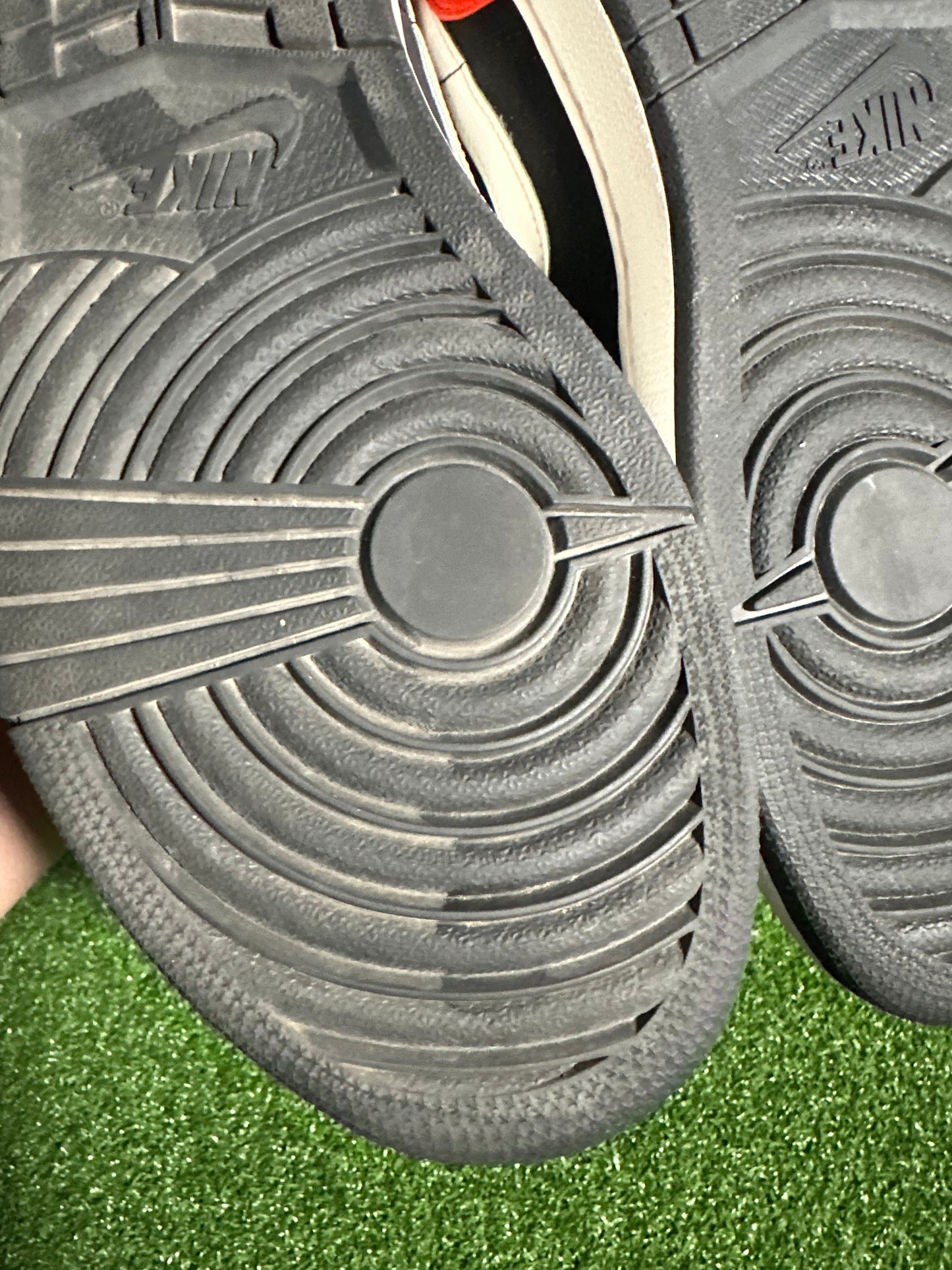 Jordan 1 Mid Black Amarillo Orange USED No Box