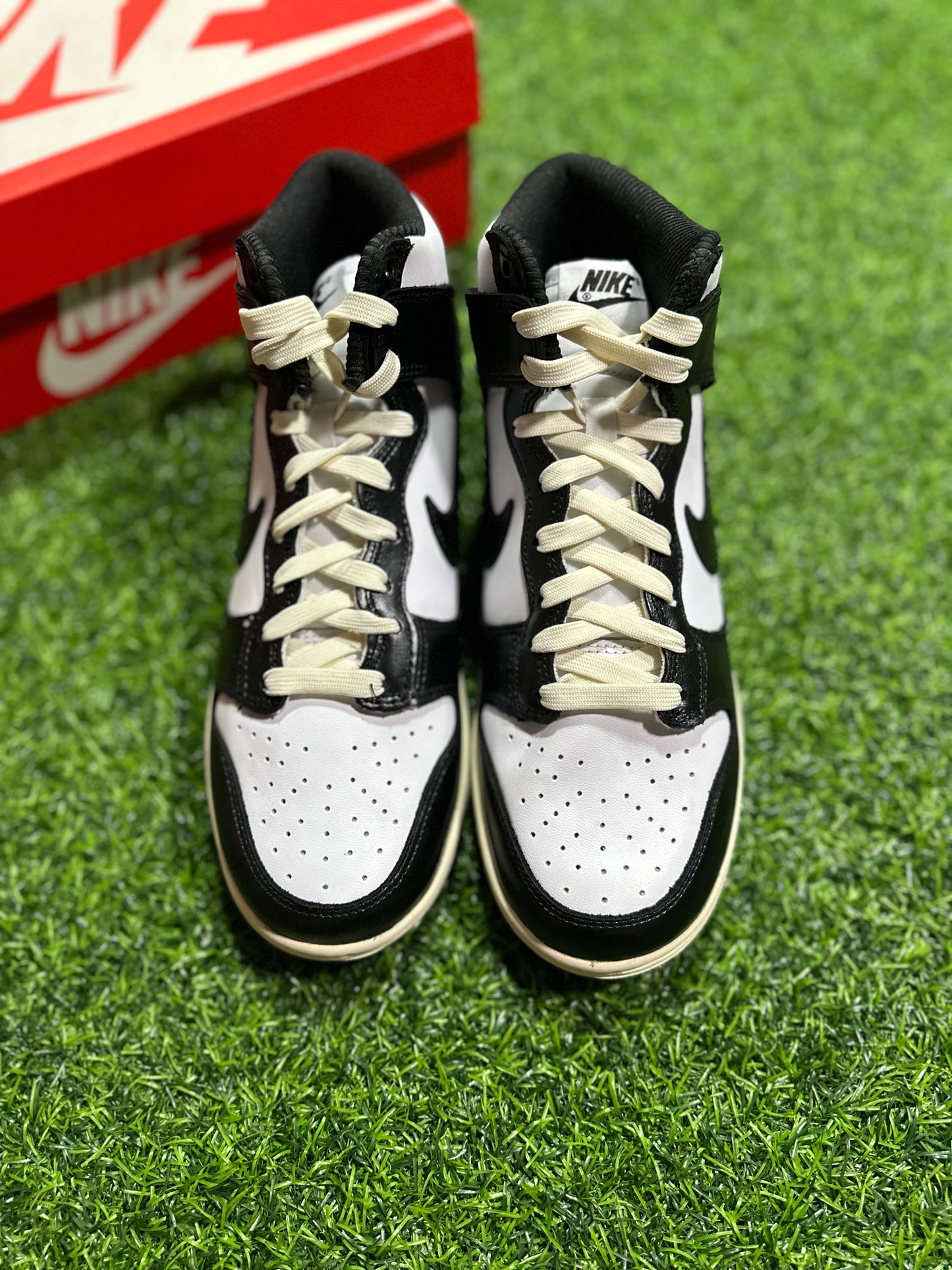 Nike Dunk High - Negro vintage (para mujer)