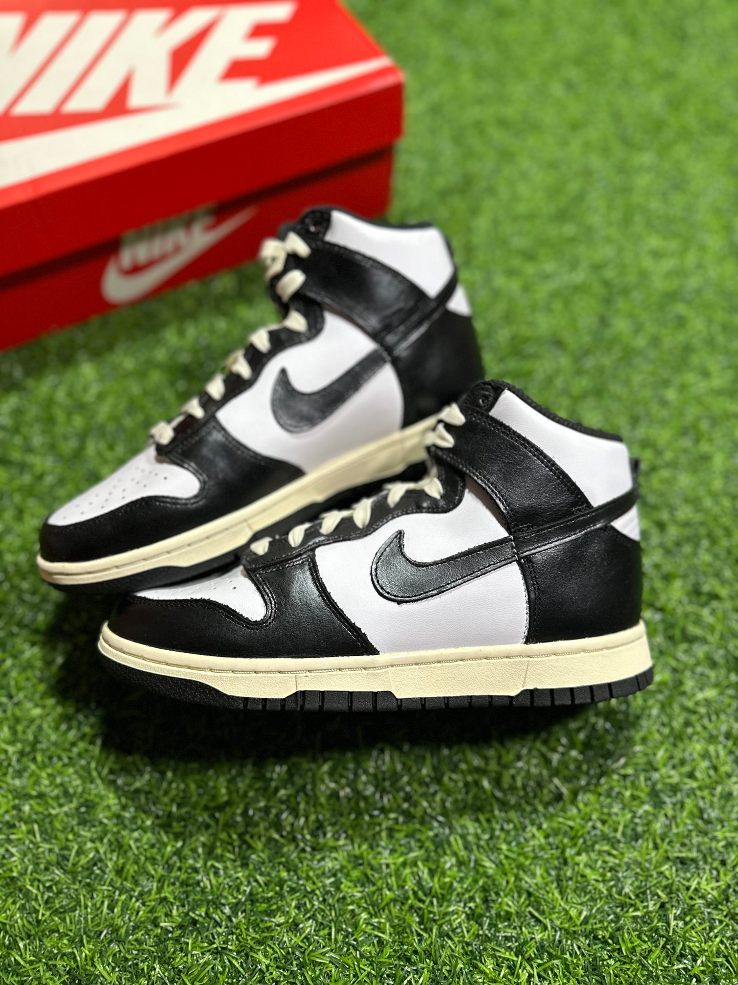 Nike Dunk High - Negro vintage (para mujer)