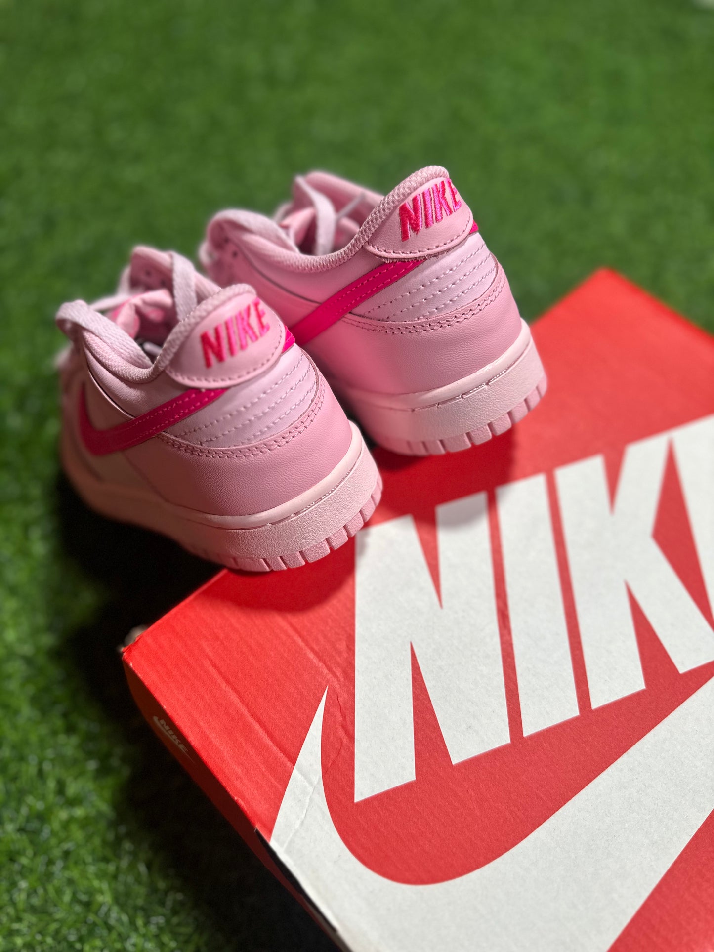 Nike Dunk Low - Triple Pink (Grade School)