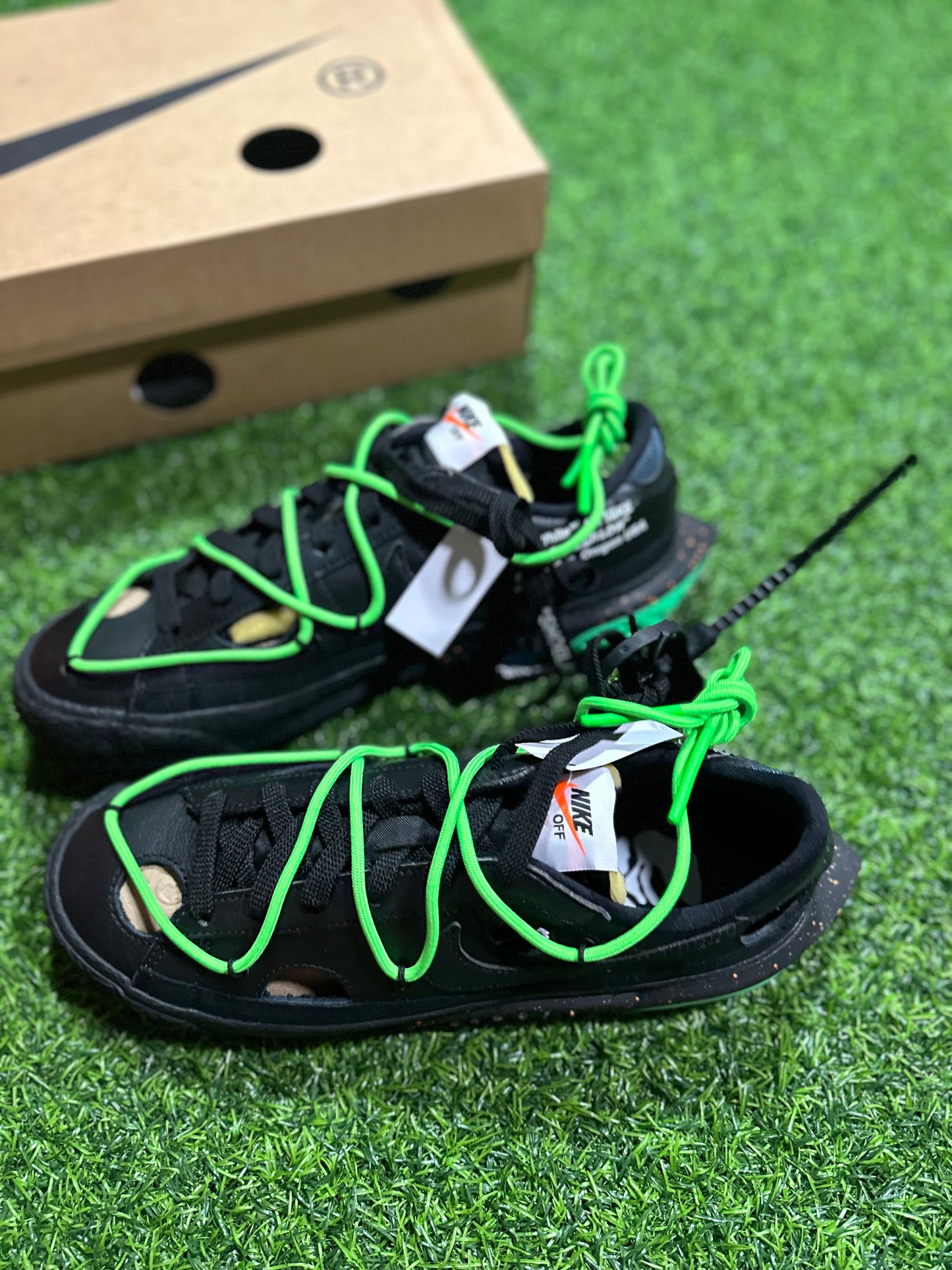 Nike Blazer Low Off-White - Black Electro Green