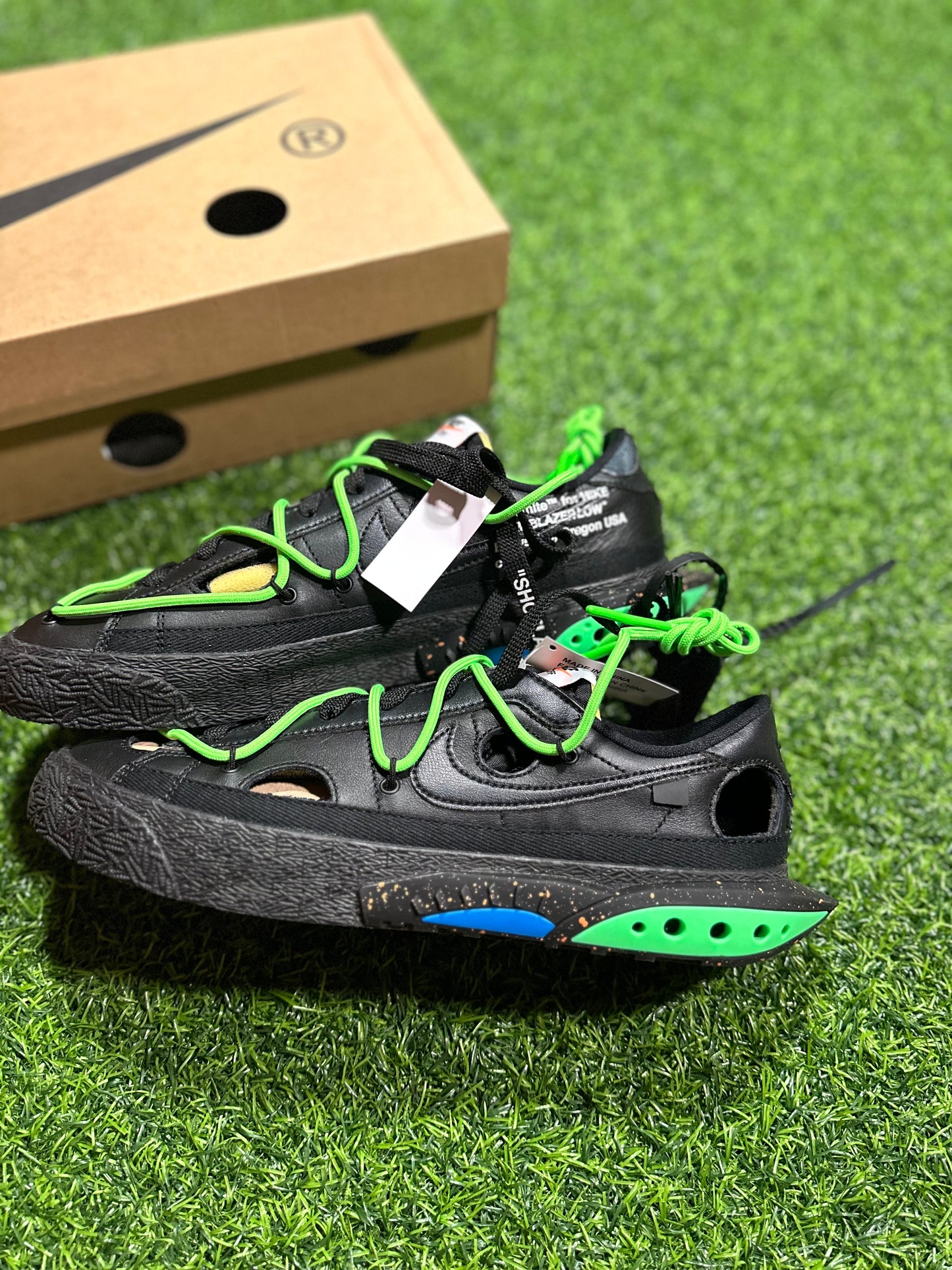 Nike Blazer Low Off-White - Black Electro Green