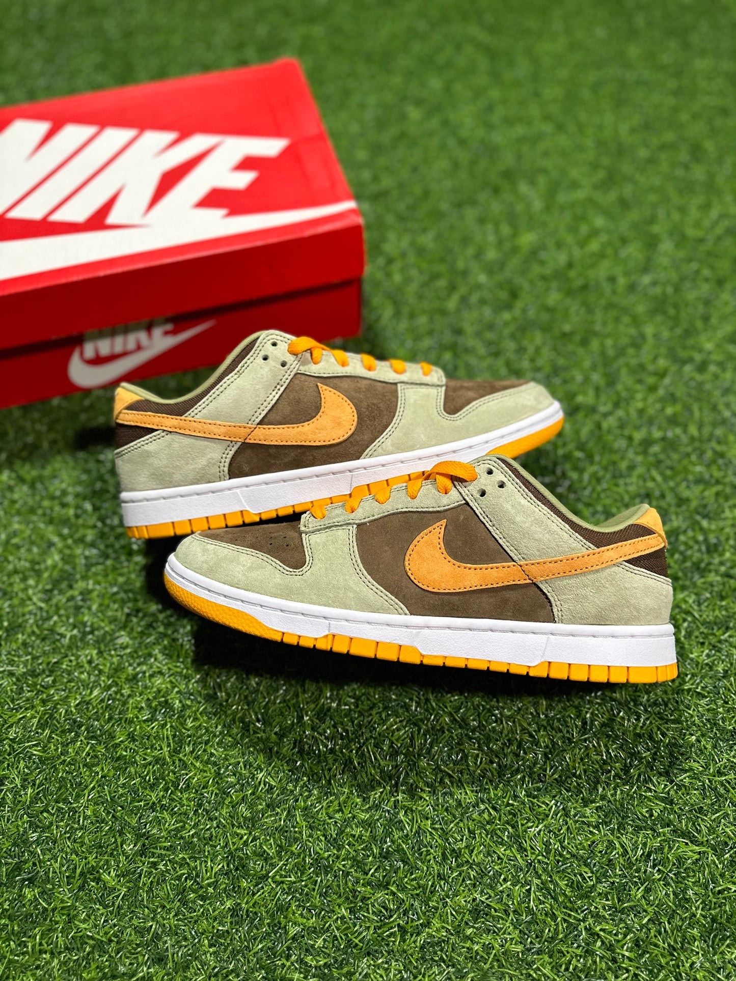 Nike Dunk Low - Oliva polvorienta