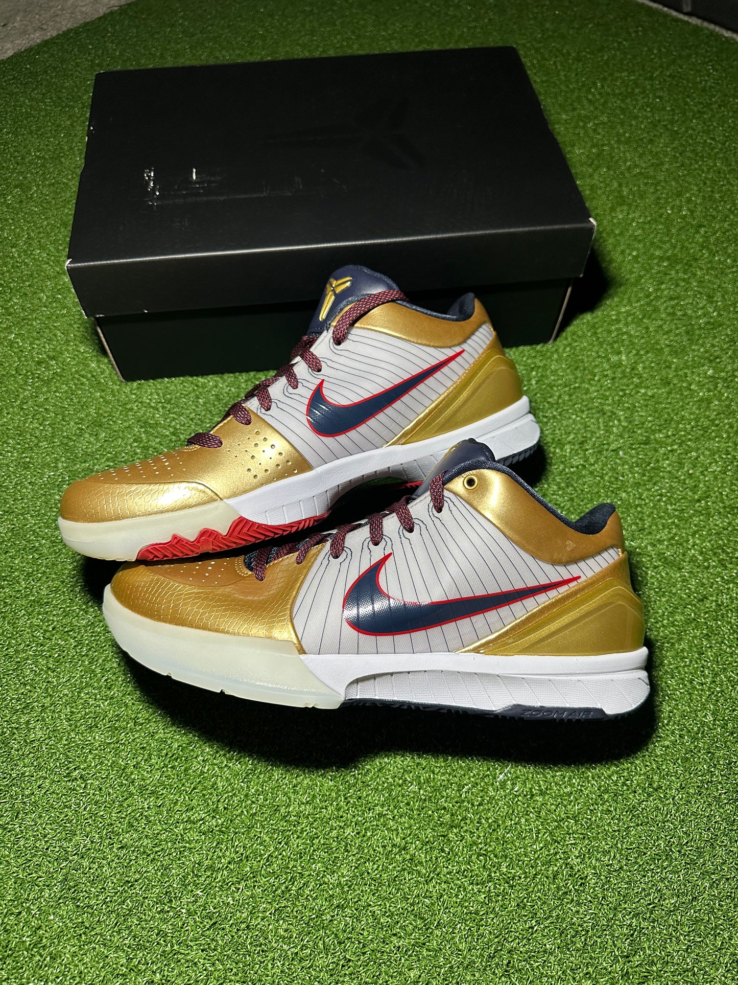 Nike Kobe 4 Protro “Gold Medal” 2024