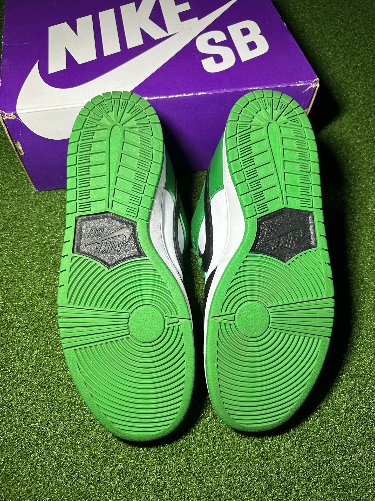 Nike SB Dunk Low “Classic Green” VNDS