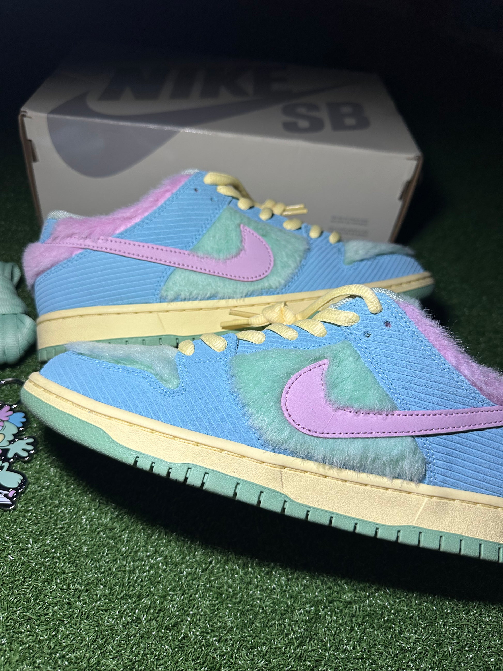 Nike SB Dunk Low Verdy Pre-Owned Side View Close Up