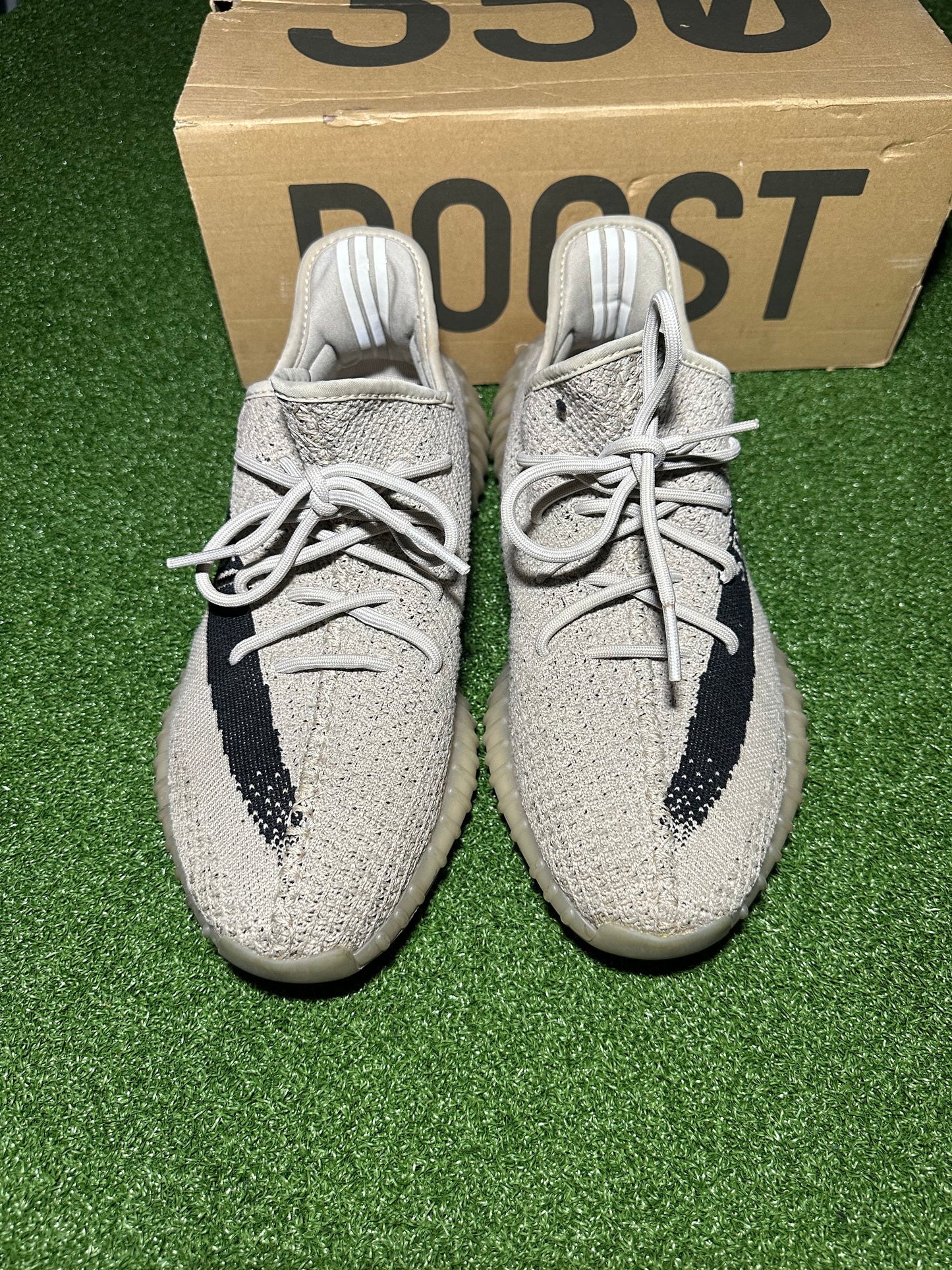 Yeezy 350 V2 "Slate" Preowned
