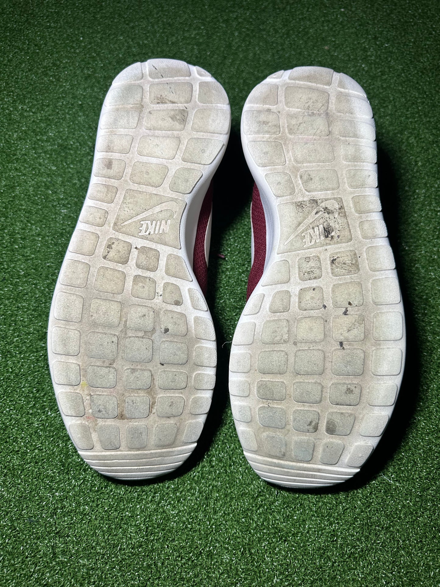 Rochee Burgandy Preowned NO BOX
