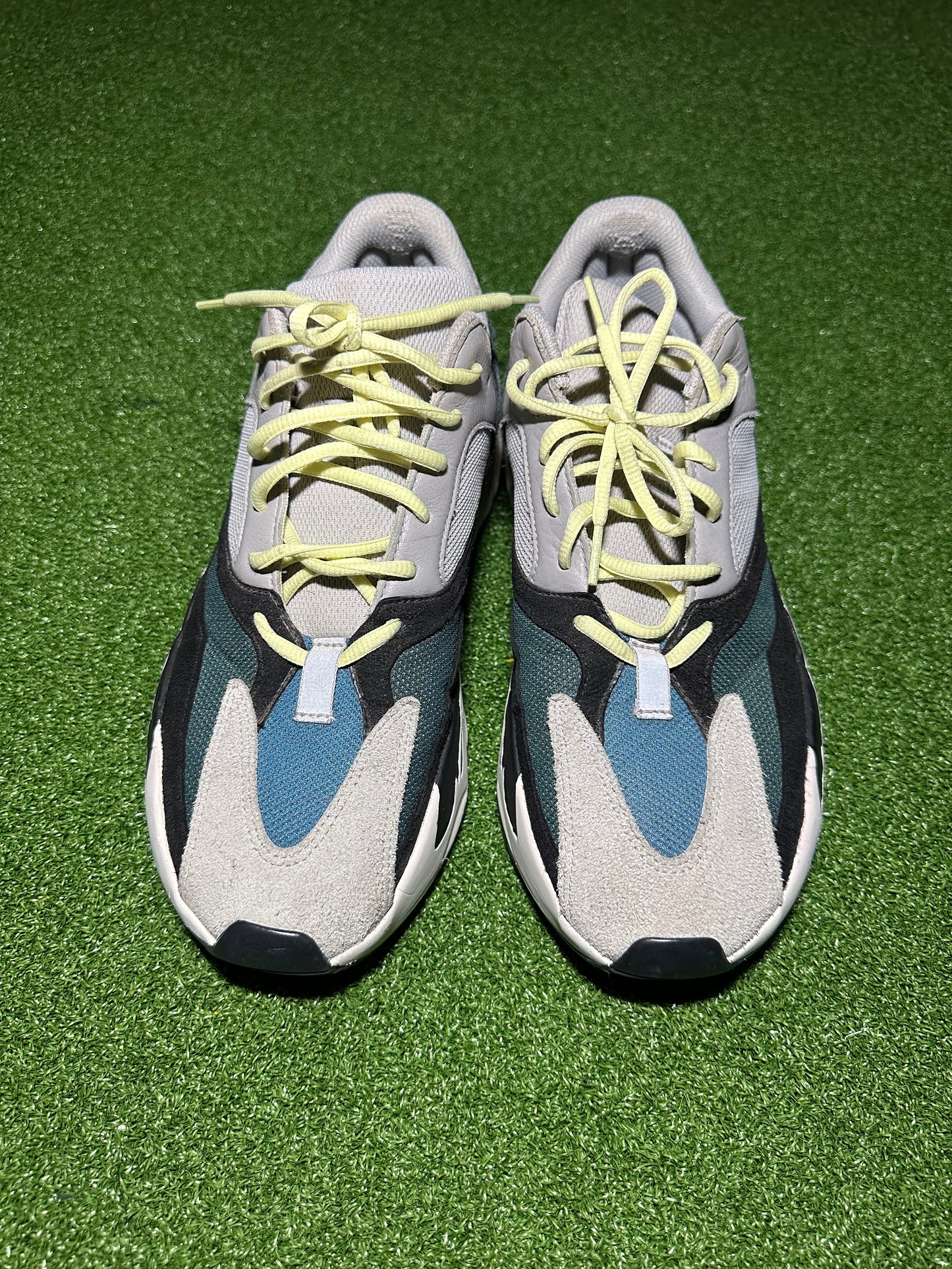 Yeezy 700 Foam Runner USED NO BOX