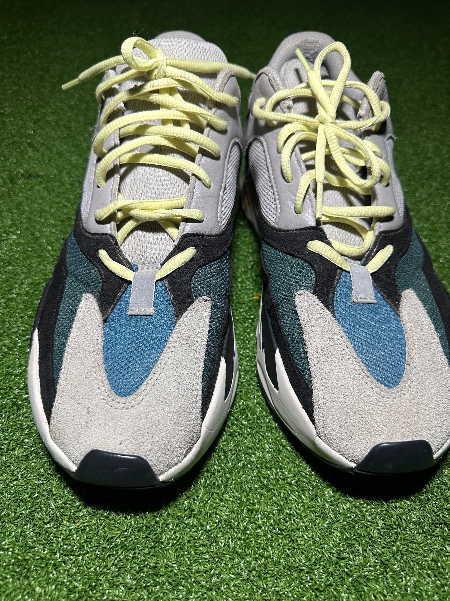 Yeezy 700 Foam Runner USED NO BOX