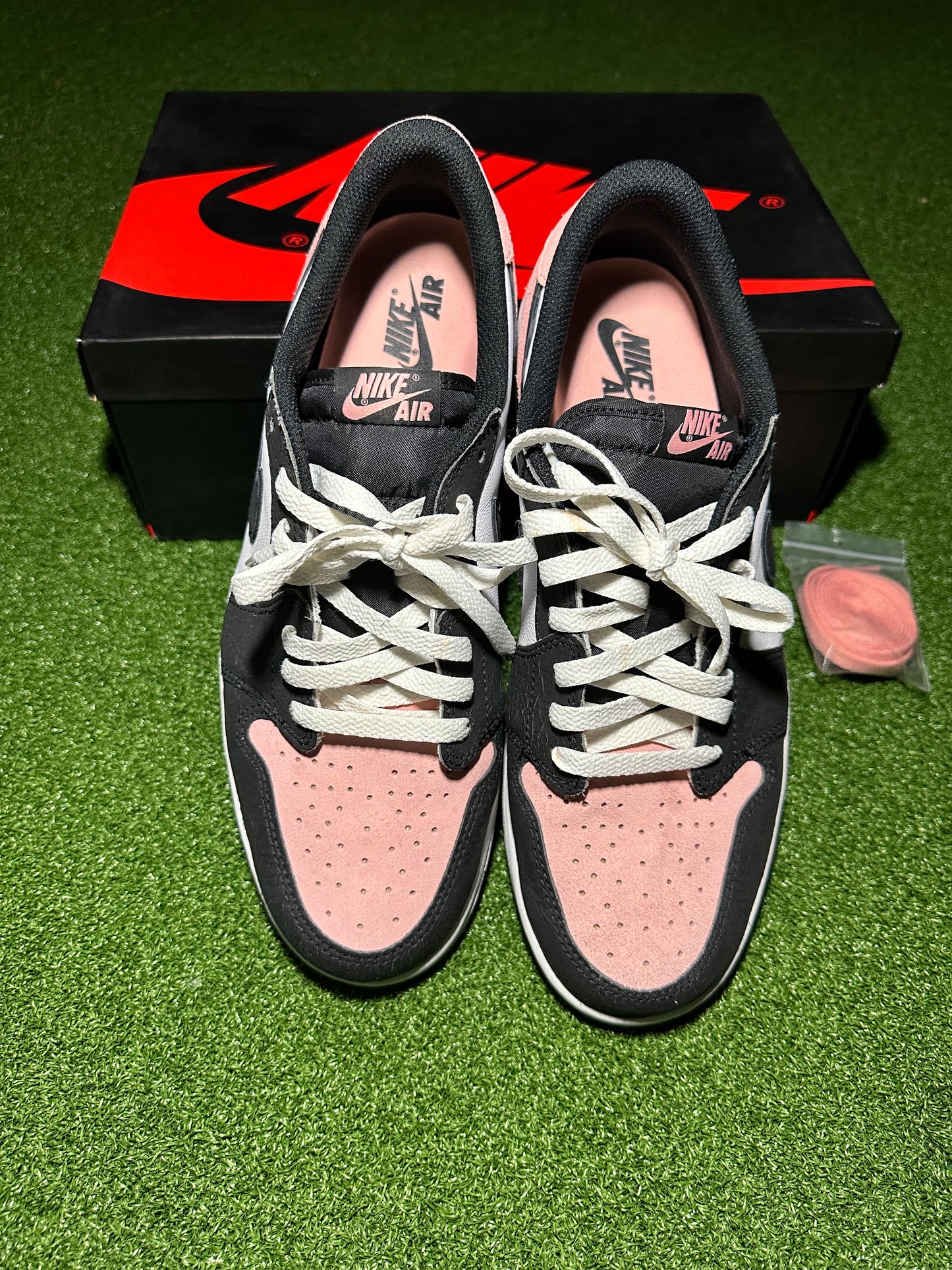 Jordan 1 Low Bleach Coral Pre owned
