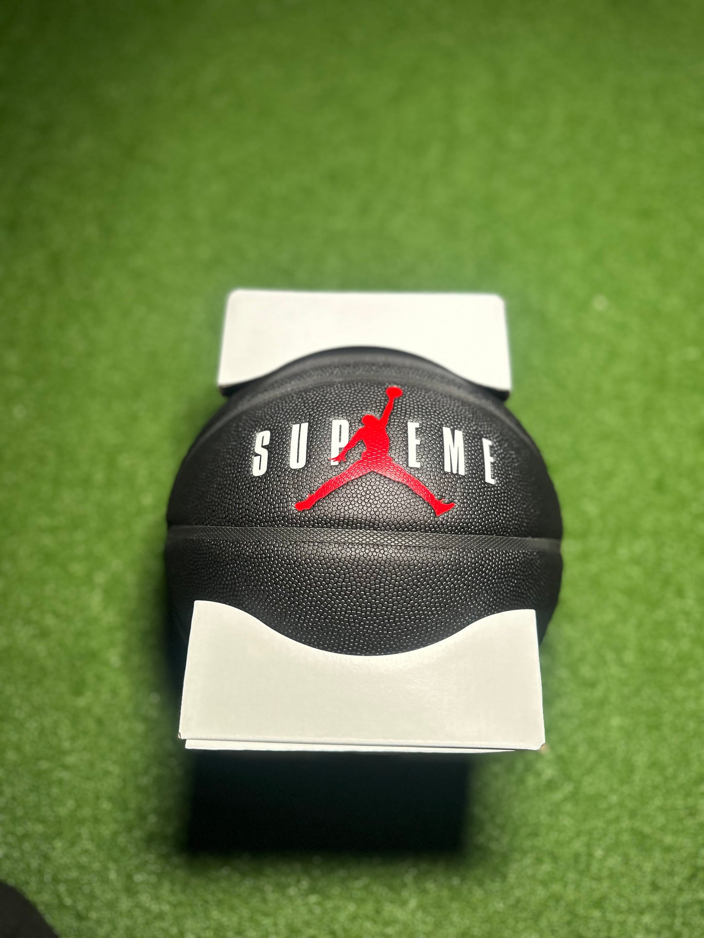 Supreme x Jordan Basketball (Black) – Collector’s Edition