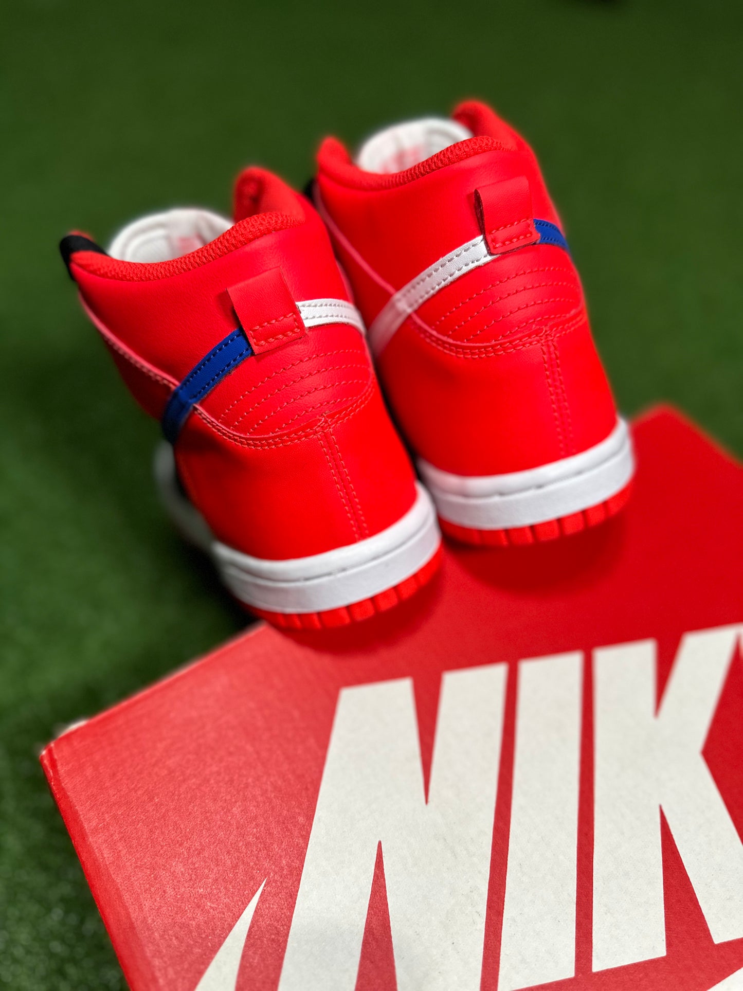 Nike Dunk High Knicks (para estudiantes de primaria)