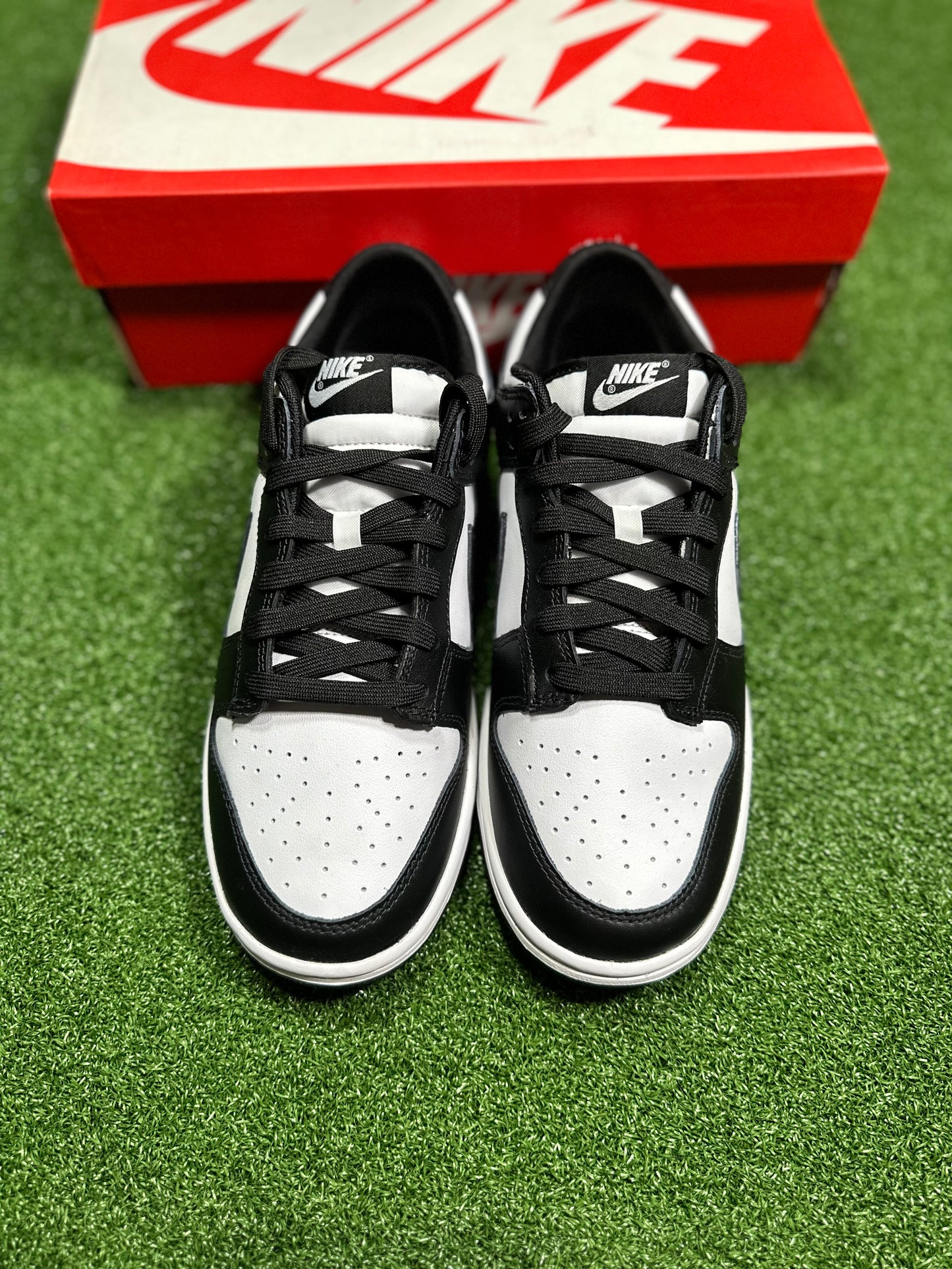 Nike Dunk Low Retro - White Black Panda