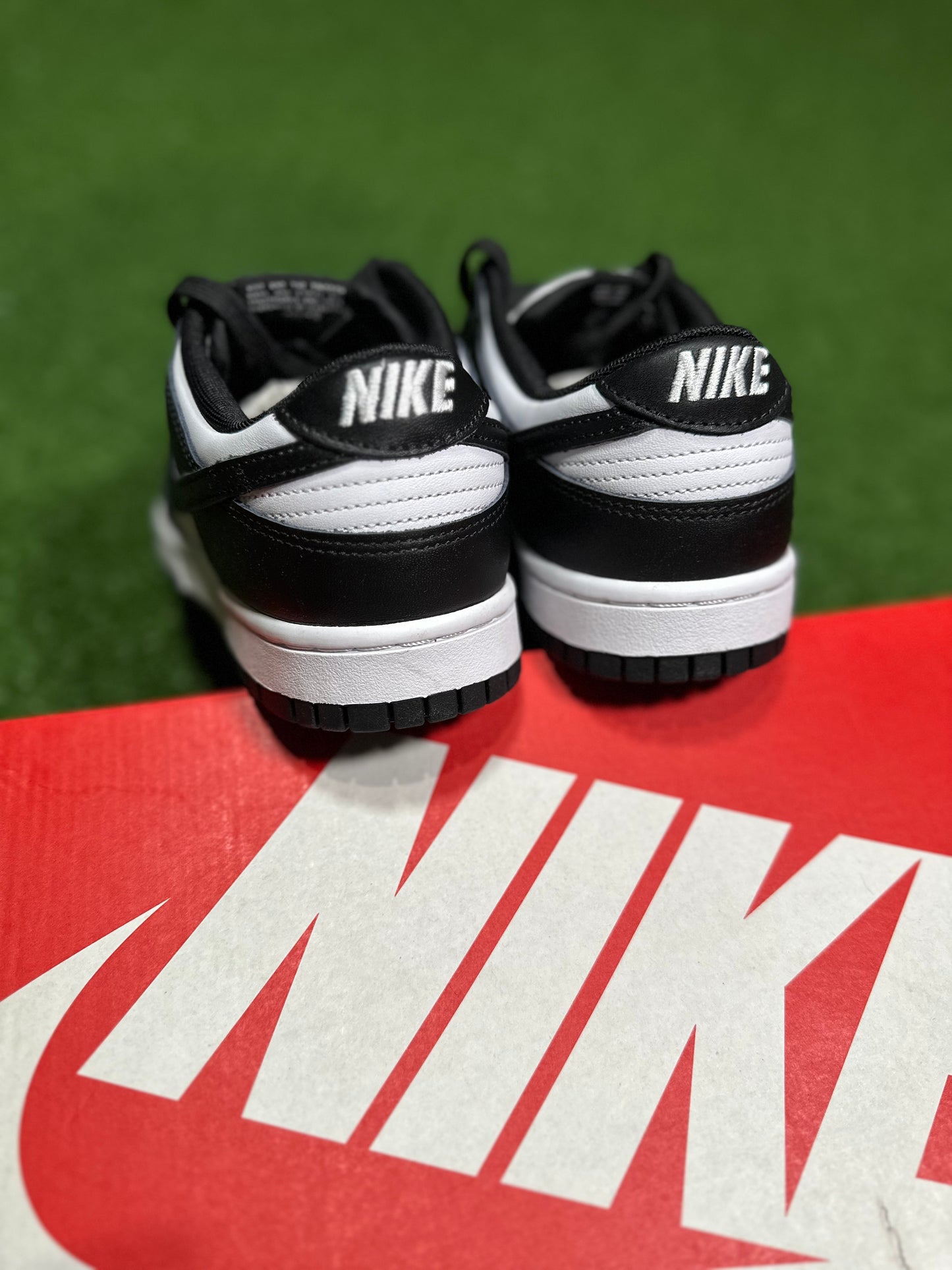 Nike Dunk Low Retro - White Black Panda