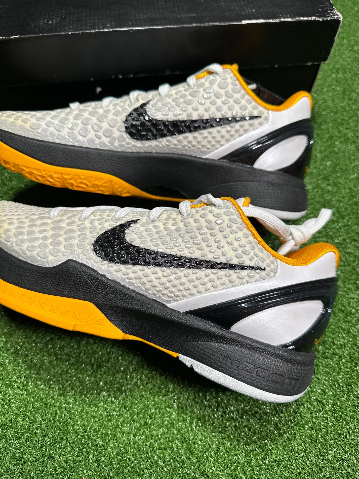 Kobe 6 Protro - Playoff Pack Blanco Del Sol