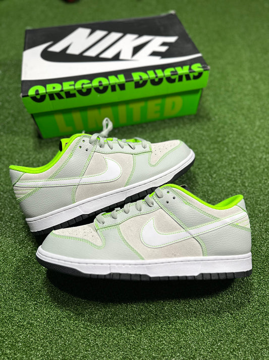 Nike Dunk Low - University of Oregon PE (2023)