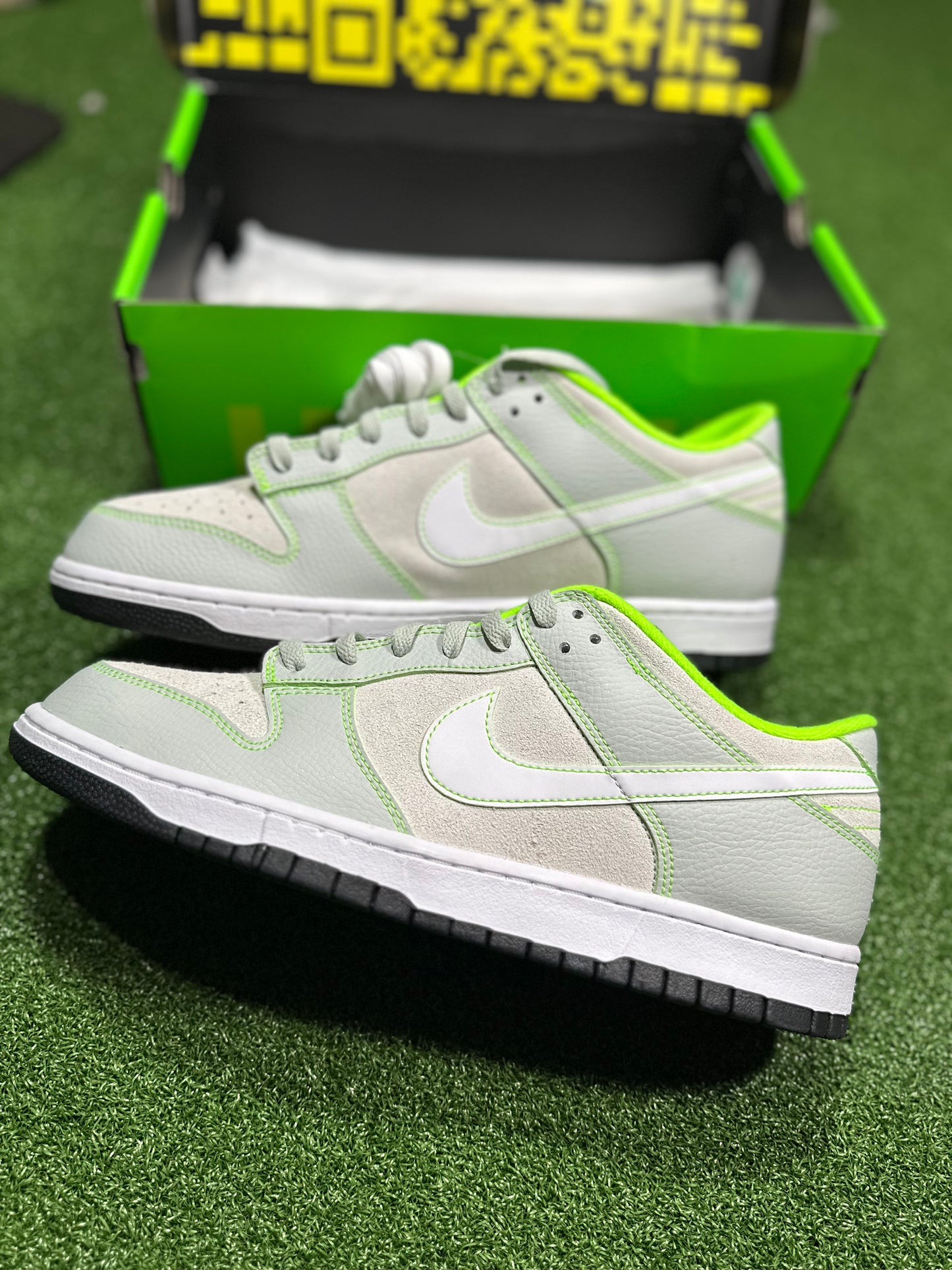 Nike Dunk Low - University of Oregon PE (2023)