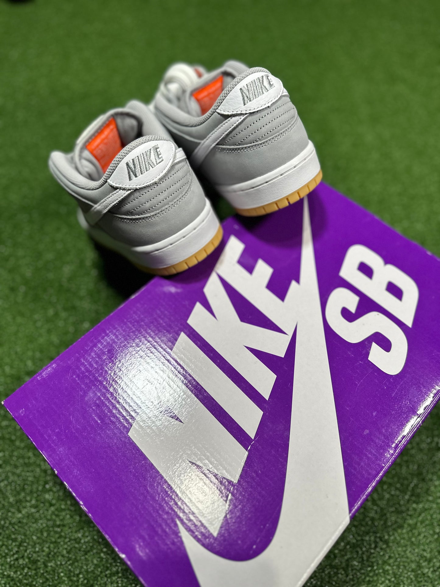 Nike SB Dunk Low Pro ISO - Orange Label Wolf Grey Gum