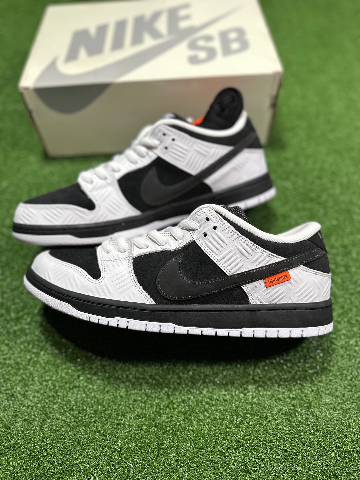 Nike SB Dunk Low - CABINA ESTRECHA