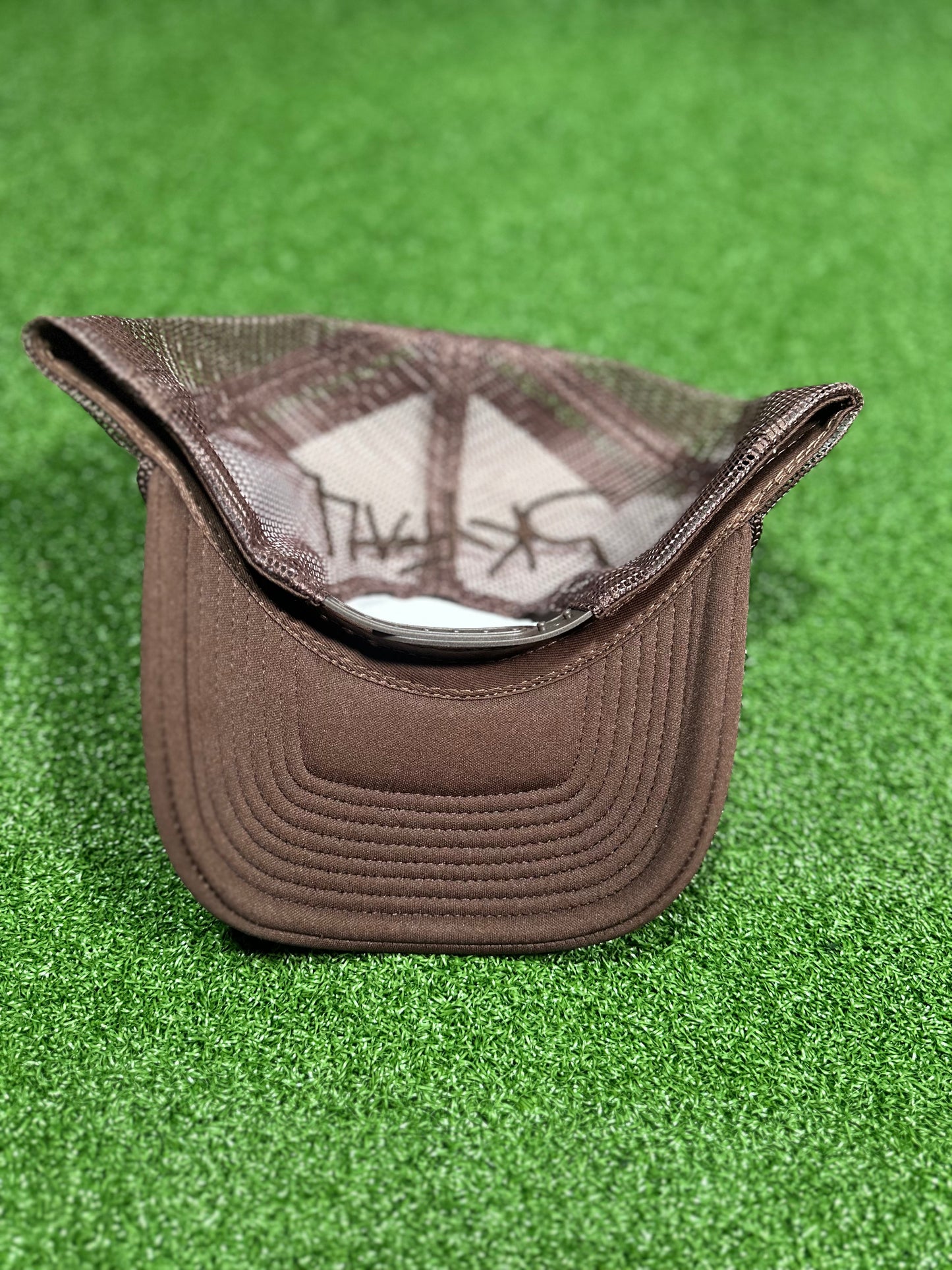 Gorra de camionero Days Before Rodeo de Travis Scott Cactus Jack x Sp5der, color marrón