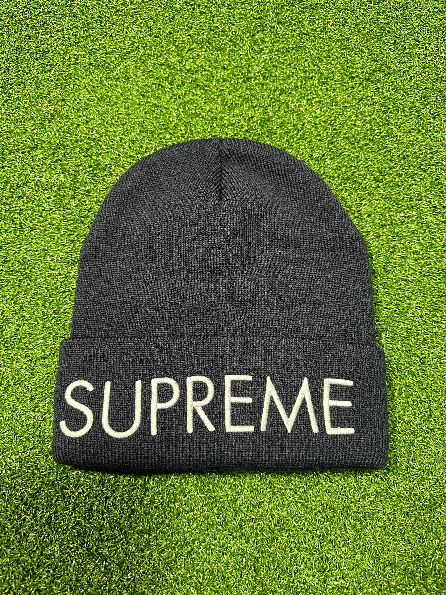 Gorro Supreme Capital azul marino