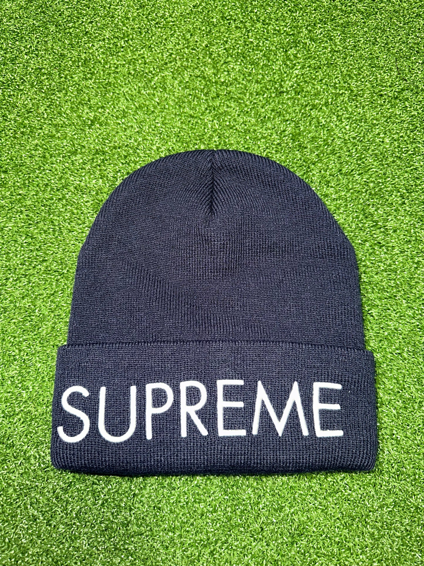 Gorro Supreme Capital azul marino