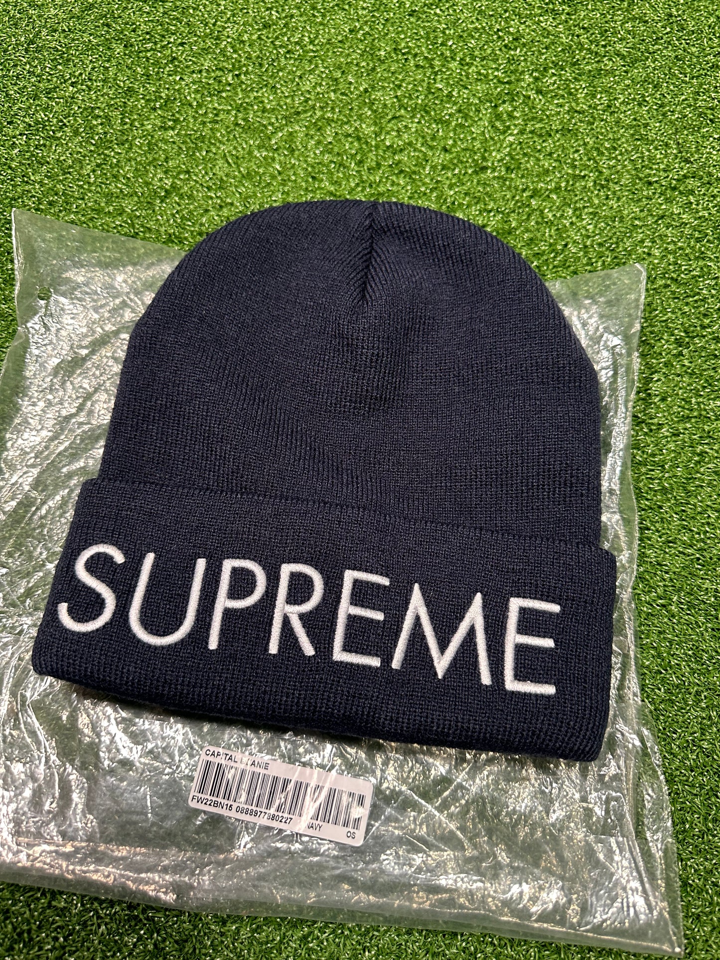 Gorro Supreme Capital azul marino
