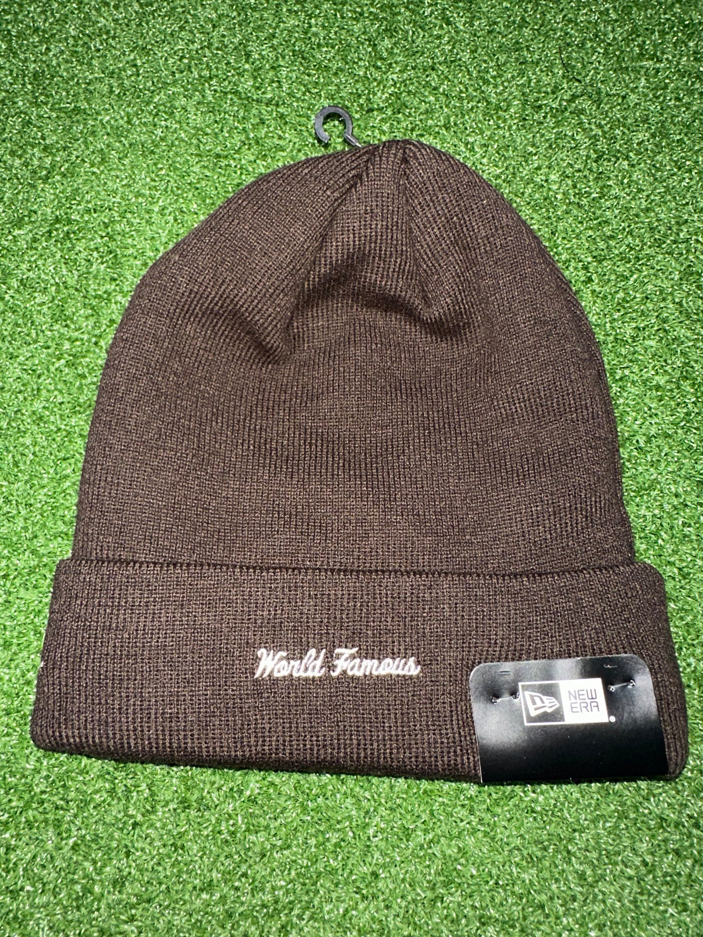 Gorro con logo en forma de caja de Supreme New Era (otoño/invierno 2022) en marrón