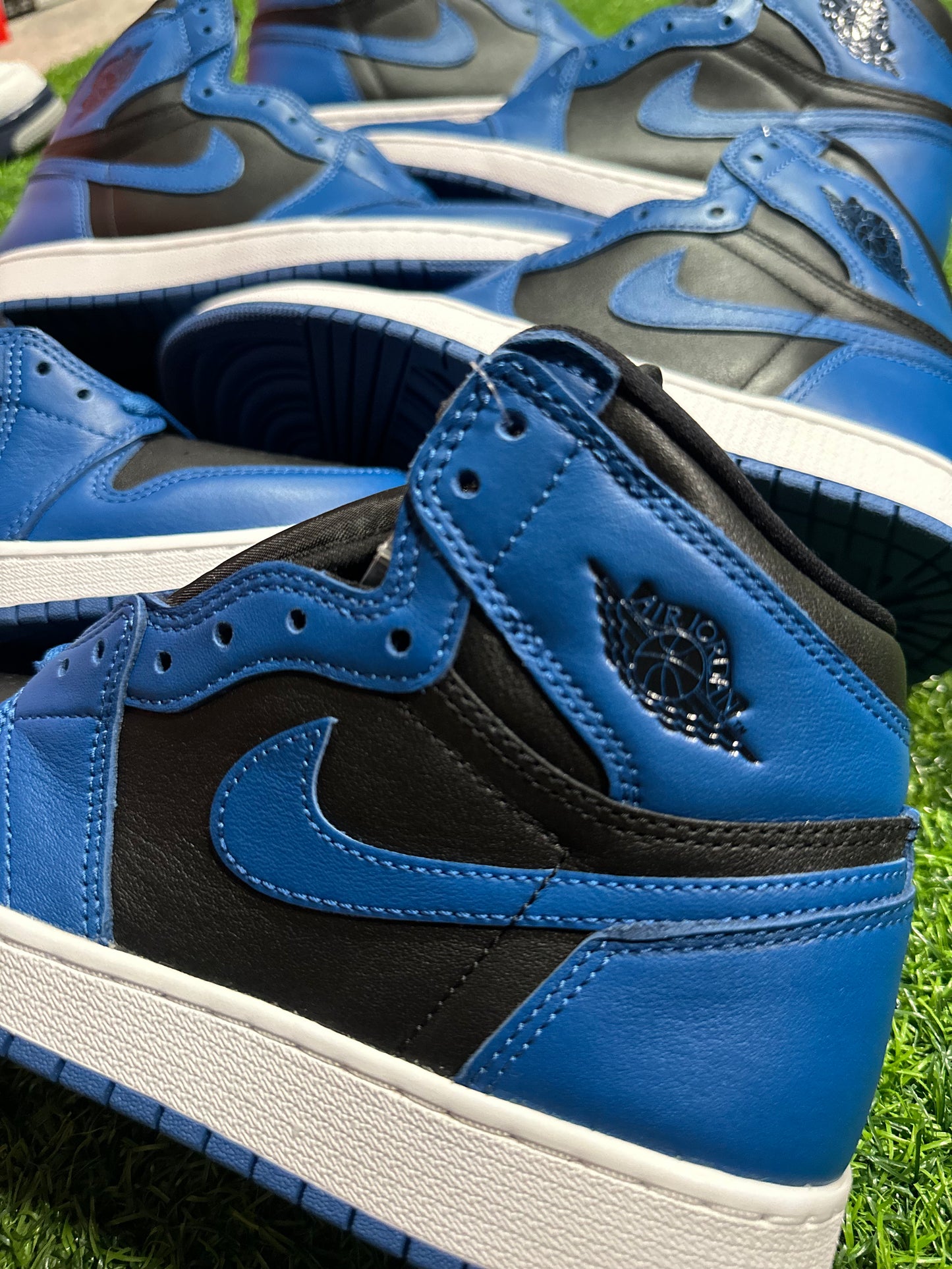 Jordan 1 Retro High OG - Azul marino oscuro