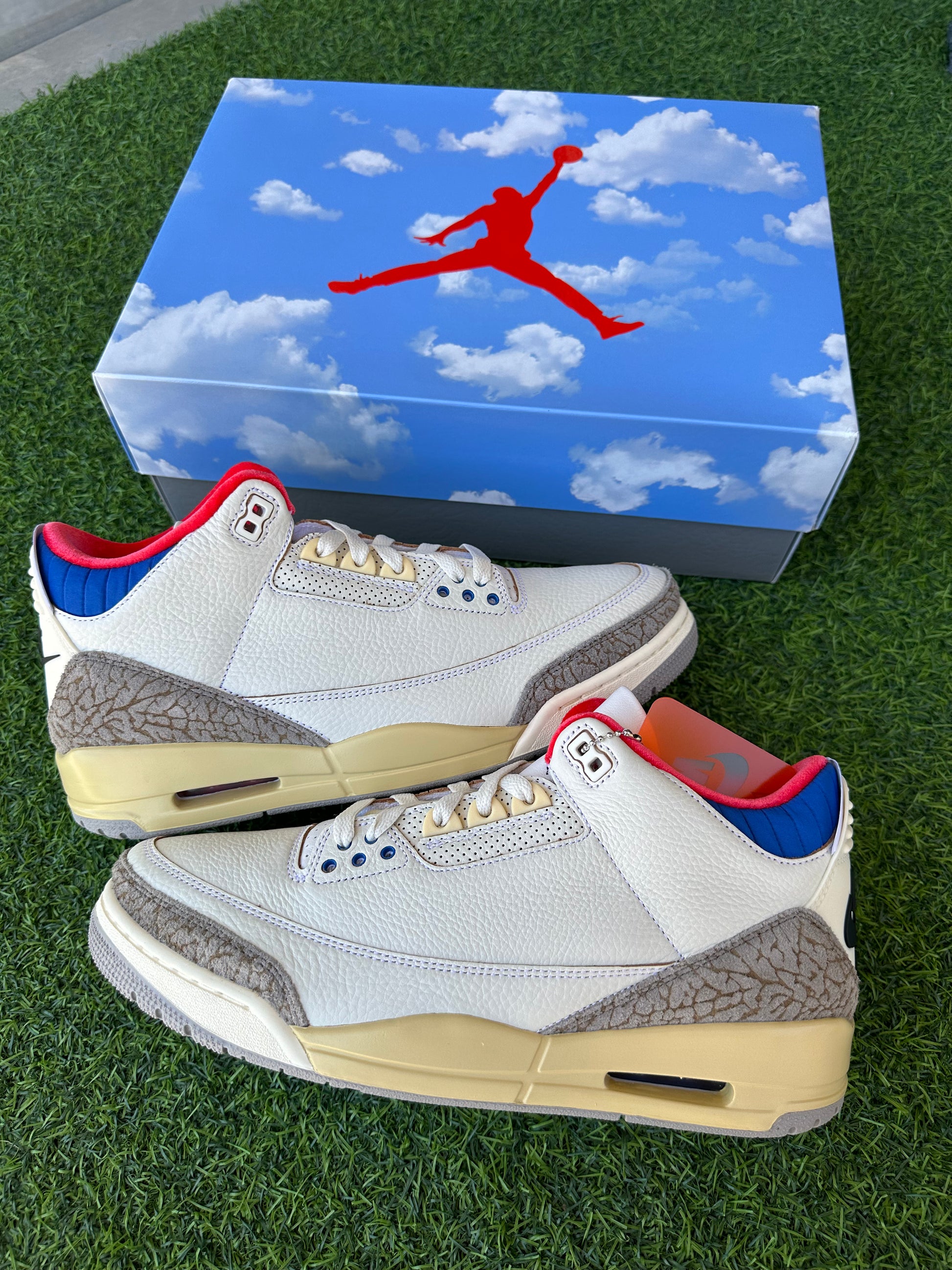 Jordan 3 Retro Seoul 2.0 Side View