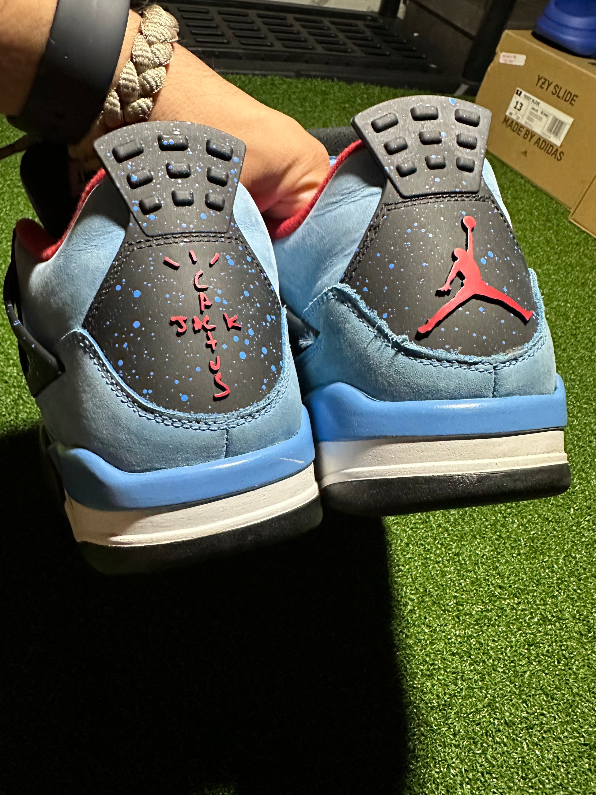 Jordan 4 Retro Travis Scott Cactus Jack Preowned Heel View