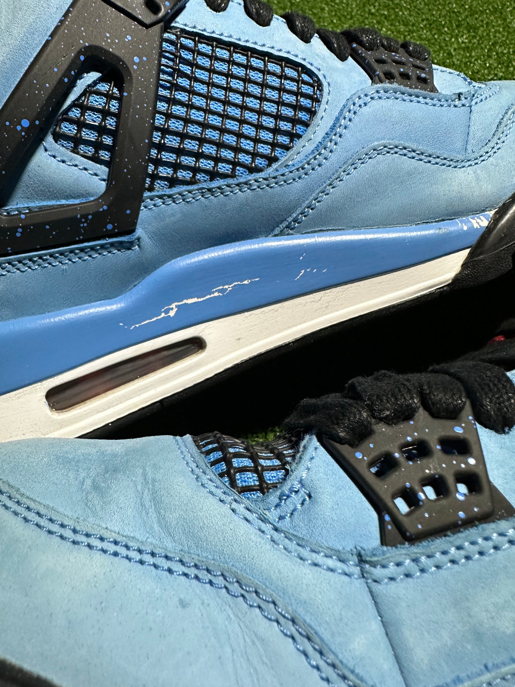 Jordan 4 Travis Scott Cactus Jack Paint Cracking Detail Close Up