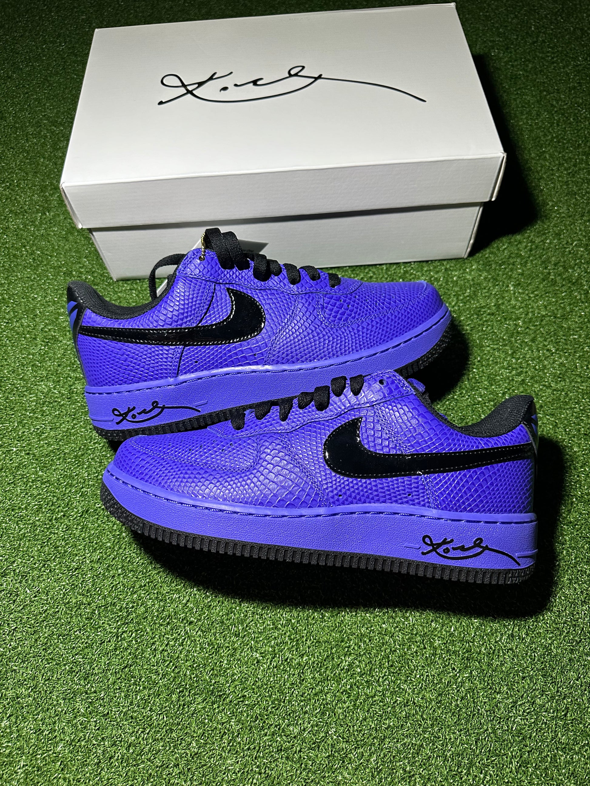 Nike Air Force 1 Low Kobe Bryant x FC Barcelona Persian Violet Side View