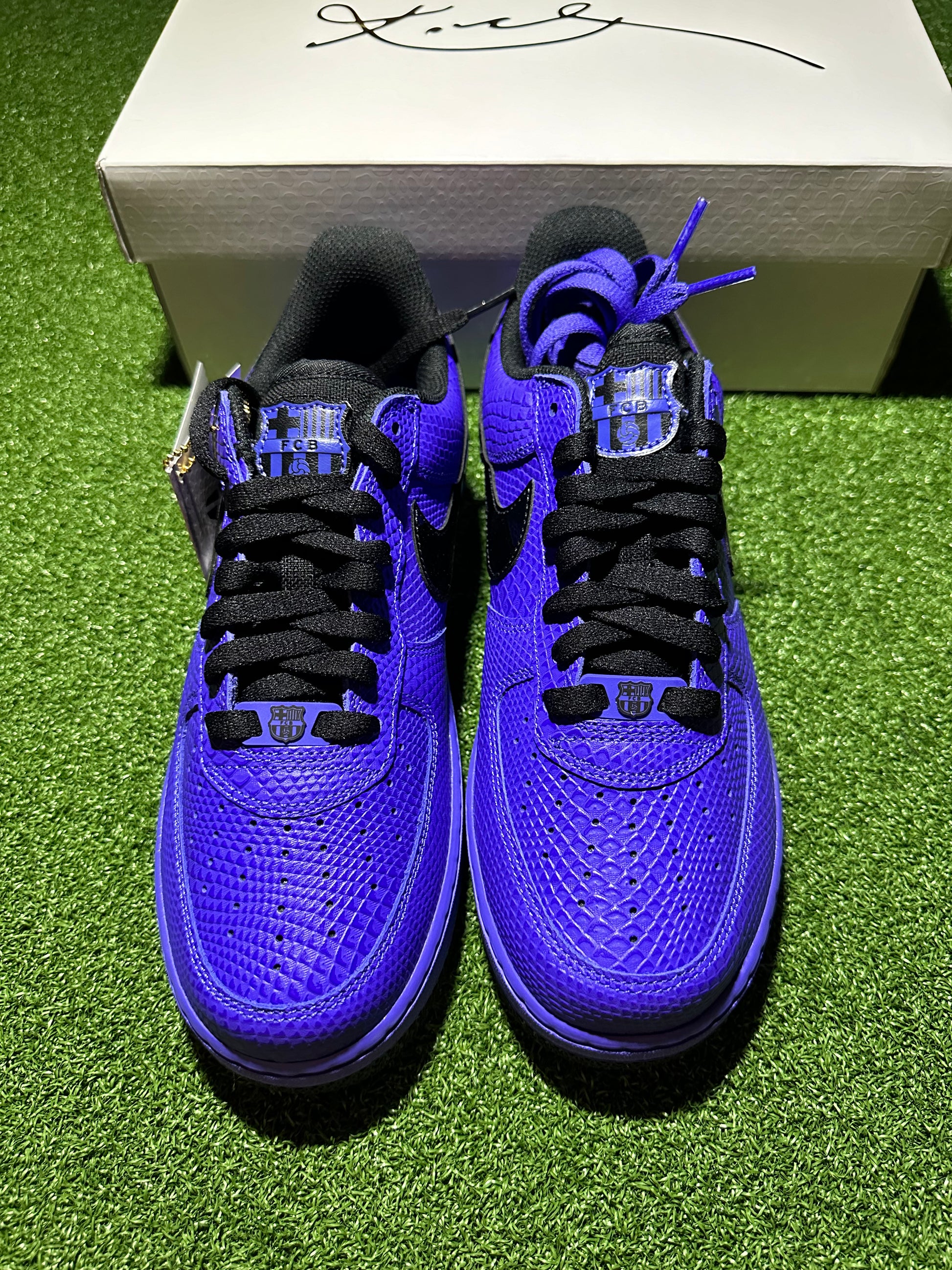 Nike Air Force 1 Low Kobe Bryant x FC Barcelona Persian Violet Top View