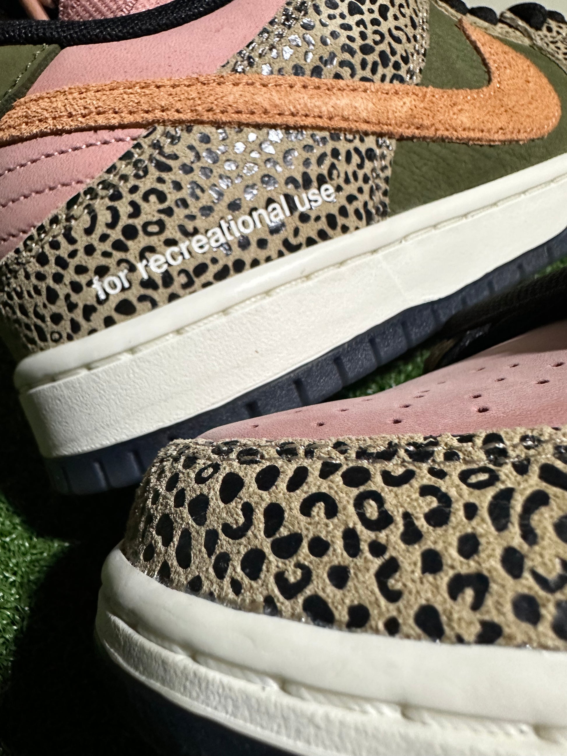 Nike SB Dunk Low Art-Rec Premium Suede Close-Up