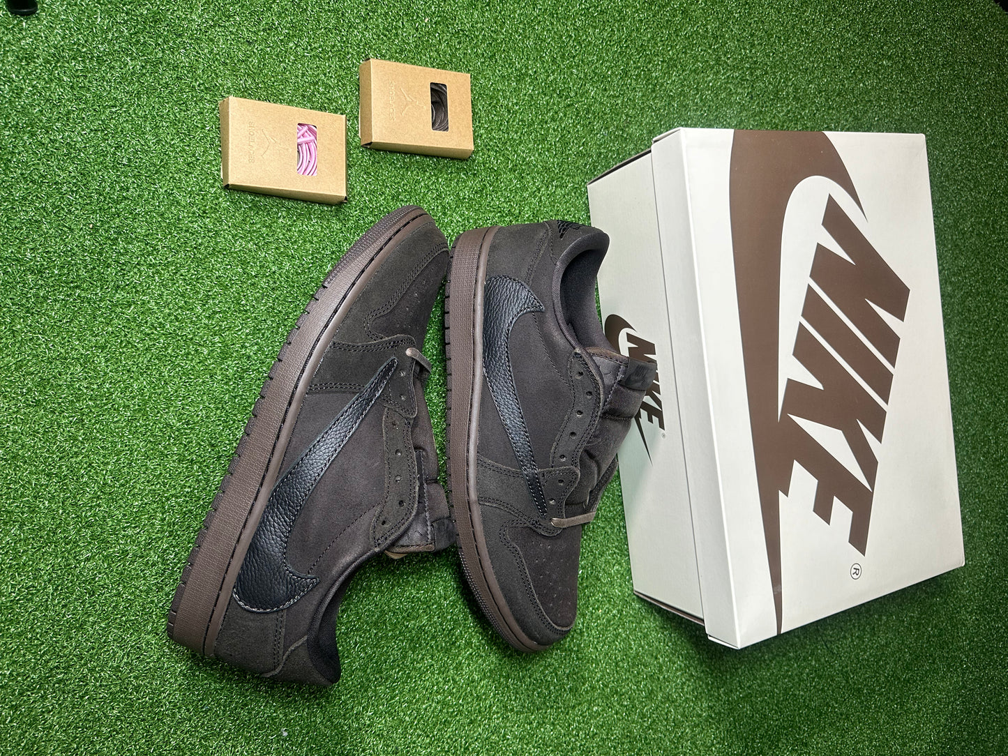 Travis Scott x Air Jordan 1 Low OG SP ‘Velvet Brown’