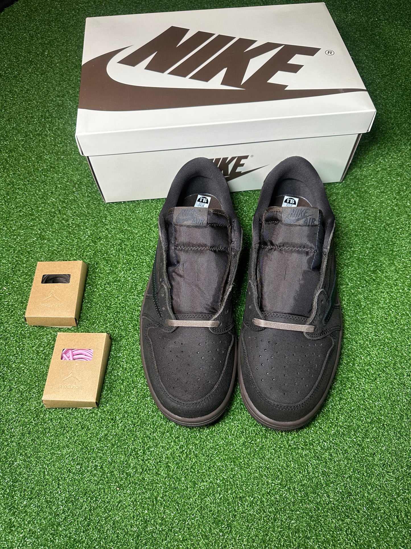 Travis Scott x Air Jordan 1 Low OG SP ‘Velvet Brown’