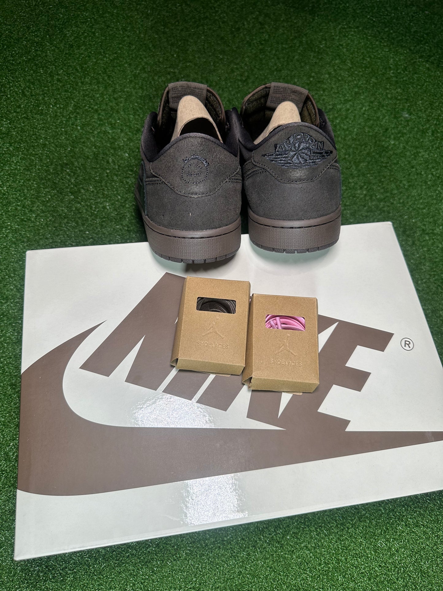 Travis Scott x Air Jordan 1 Low OG SP ‘Velvet Brown’