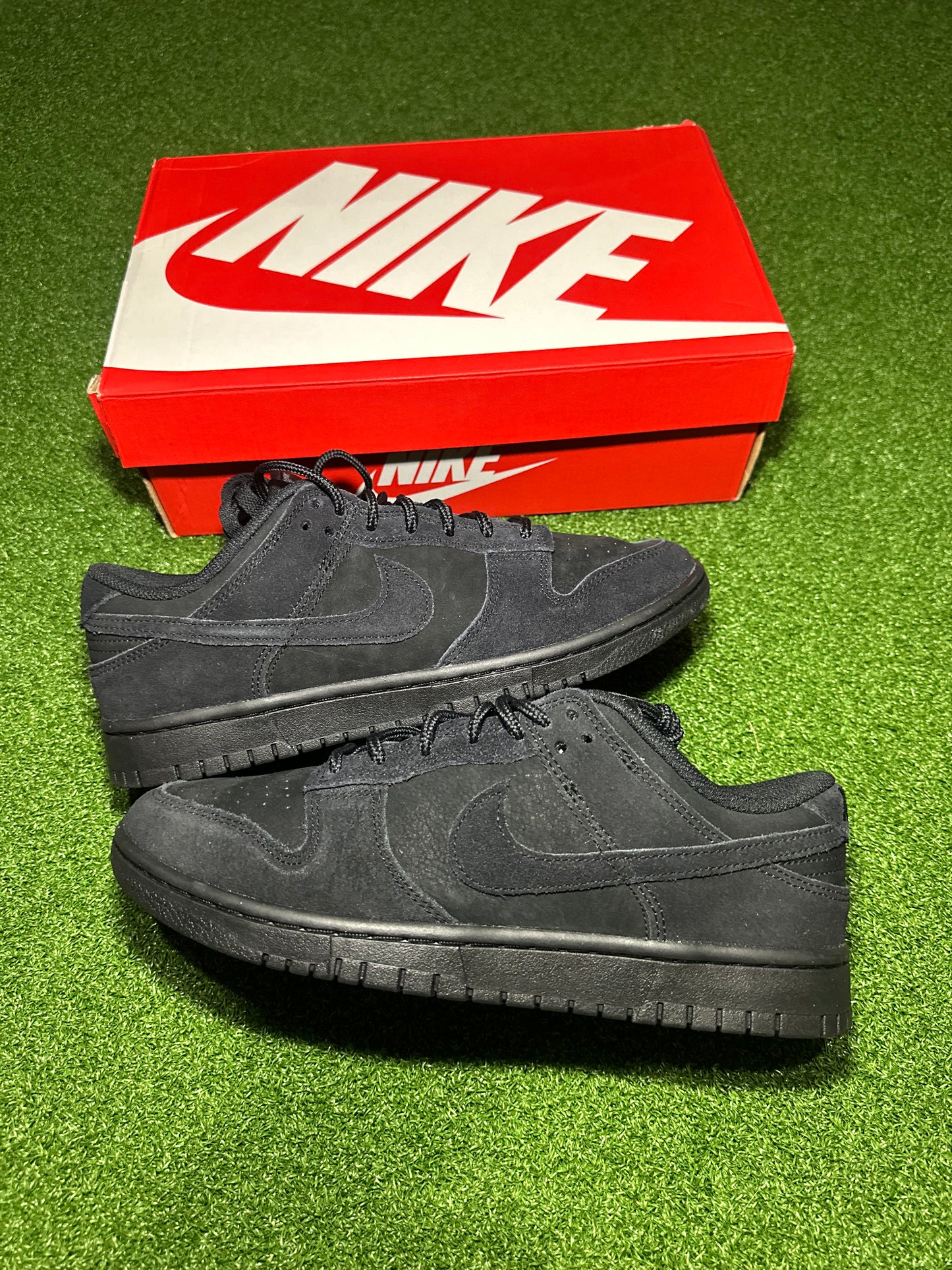 Nike Dunk Low “Triple Black”